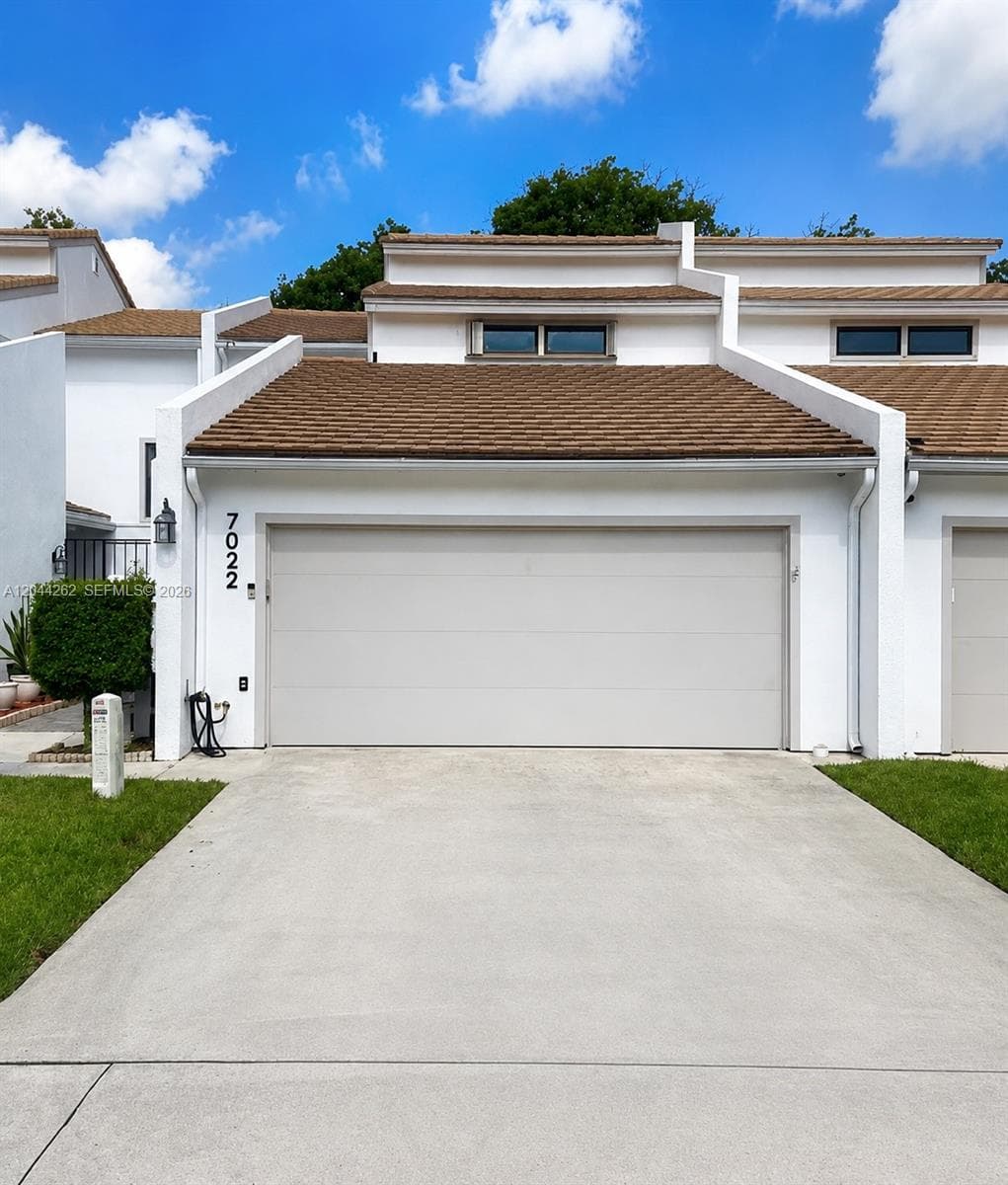 7022 Edgemere Ter, Palm Beach Gardens, FL 33410