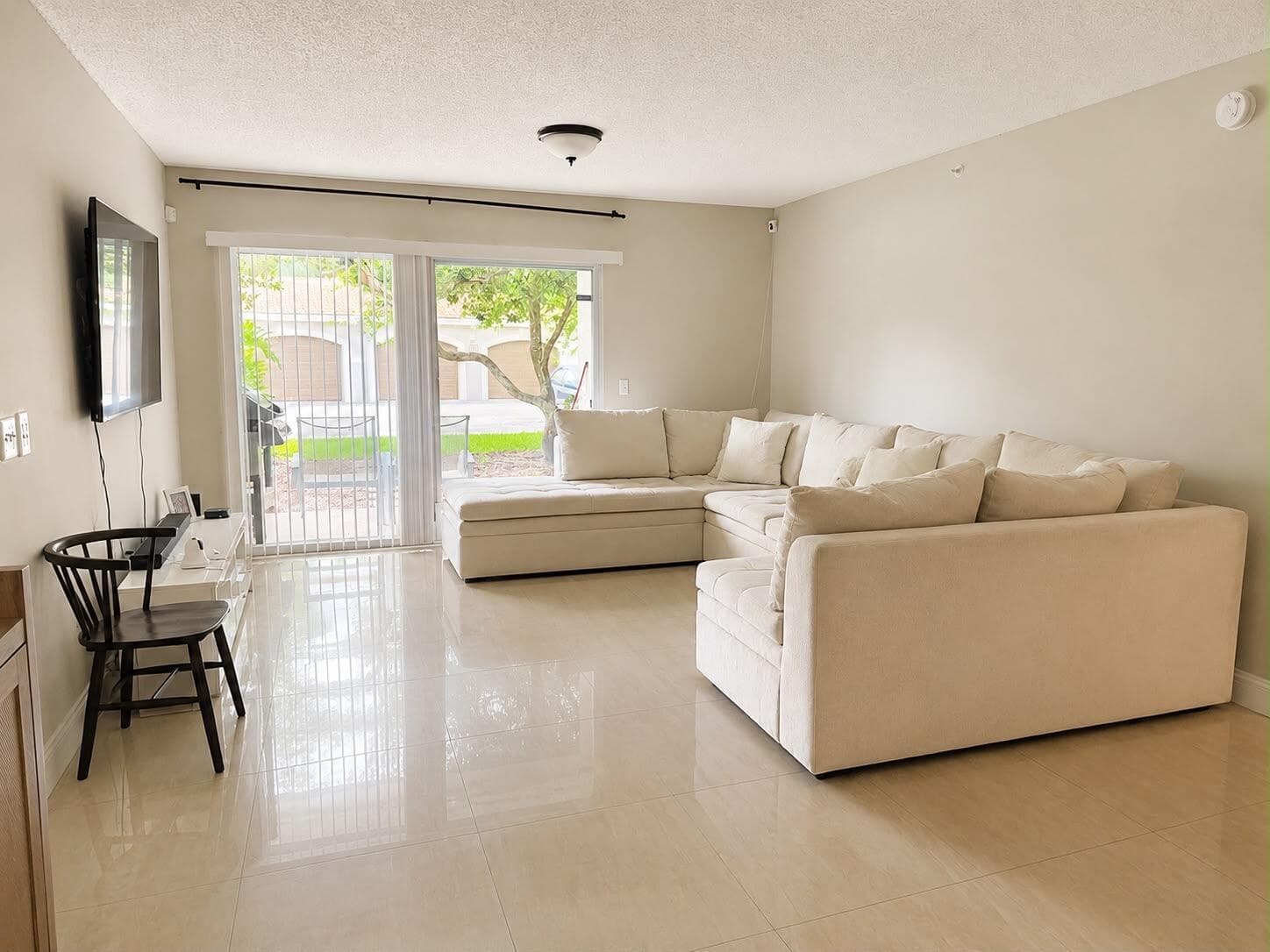 5045 Wiles Road # 105, Coconut Creek, FL 33073 — zdjęcie 2