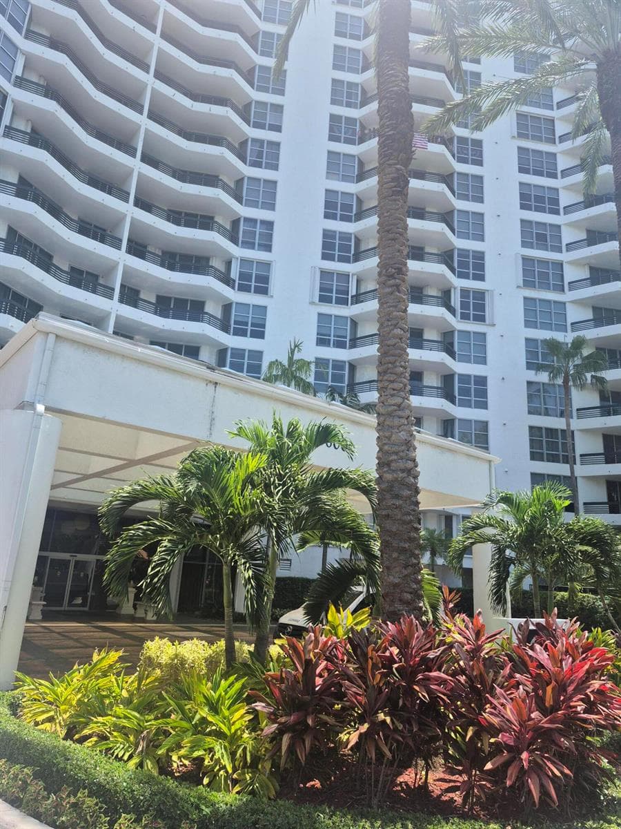 3600 Mystic Pointe Drive # 1202, Aventura, FL 33180 — zdjęcie 4