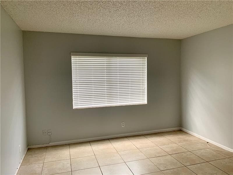 2830 Riverside Drive # 102-a, Coral Springs, FL 33065 — zdjęcie 3