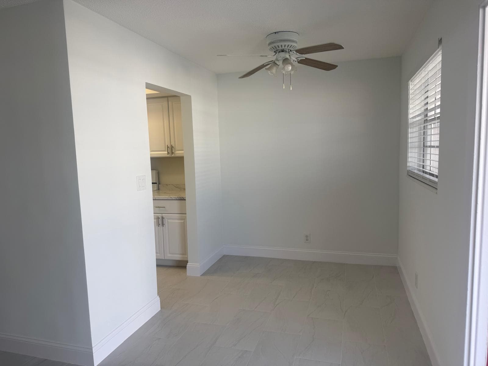 402 Lake Shore Drive # 202, West Palm Beach, FL 33403 — zdjęcie 4