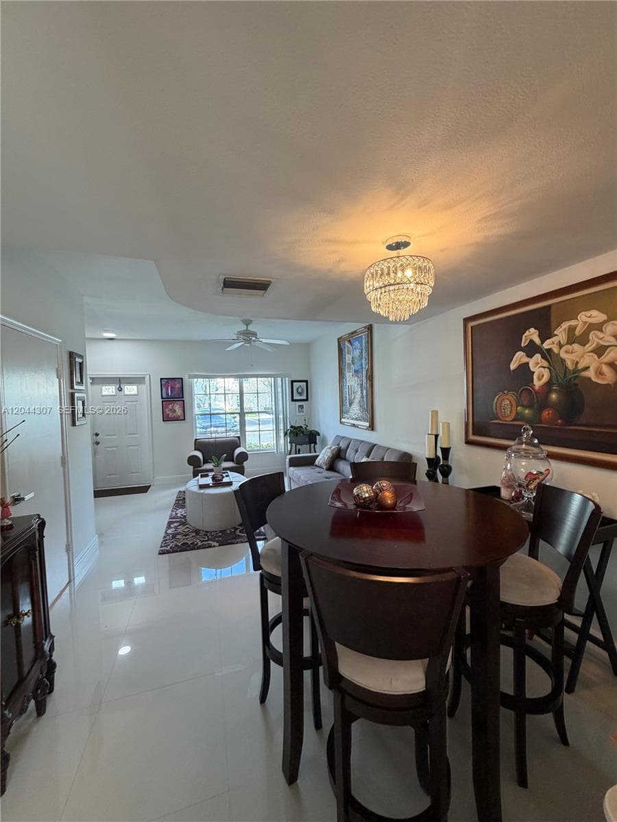 16619 Hemingway Dr, Weston, FL 33326 — zdjęcie 3