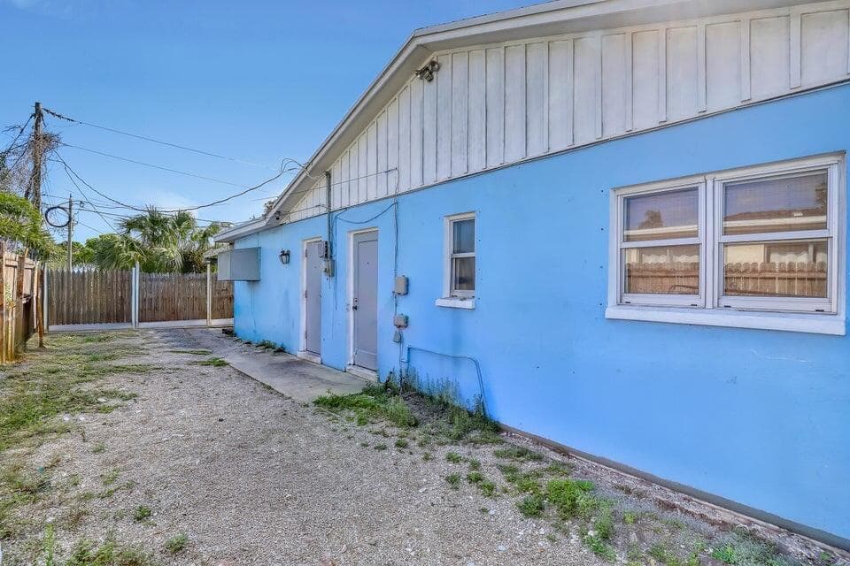 3308 Lake Avenue, West Palm Beach, FL 33405 — zdjęcie 3