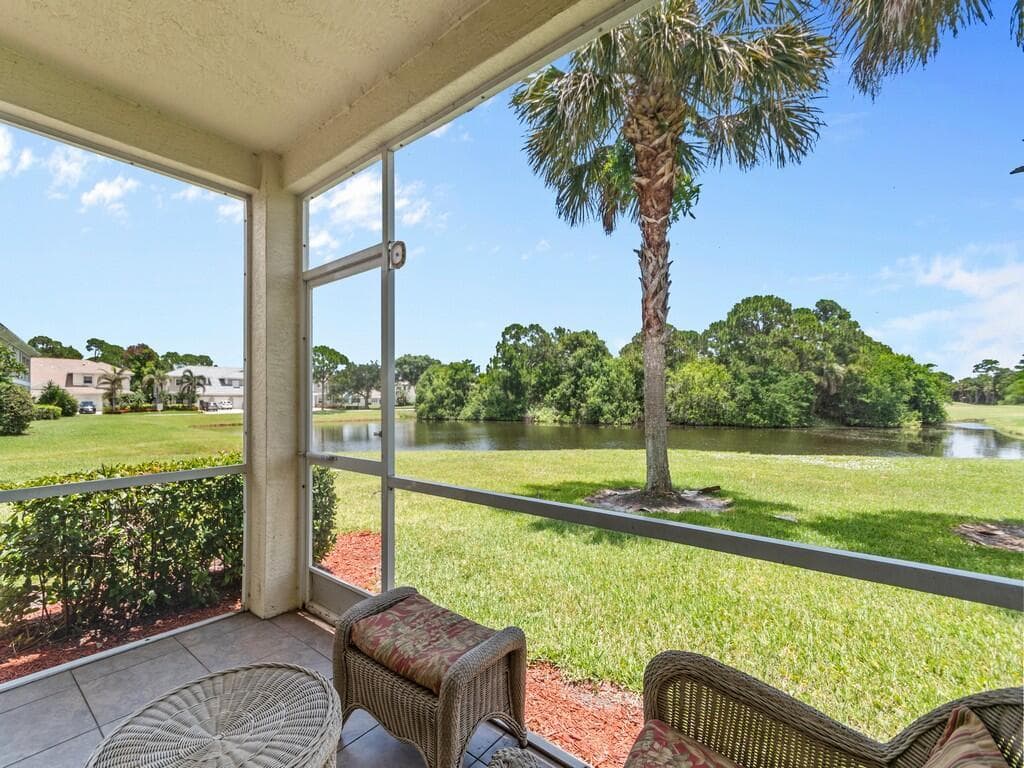 4210 Gator Trace Avenue # B, Fort Pierce, FL 34982 — zdjęcie 2