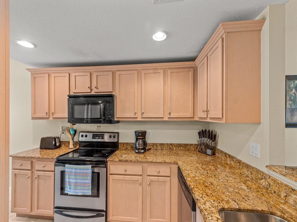 4210 Gator Trace Avenue # B, Fort Pierce, FL 34982 — zdjęcie 4