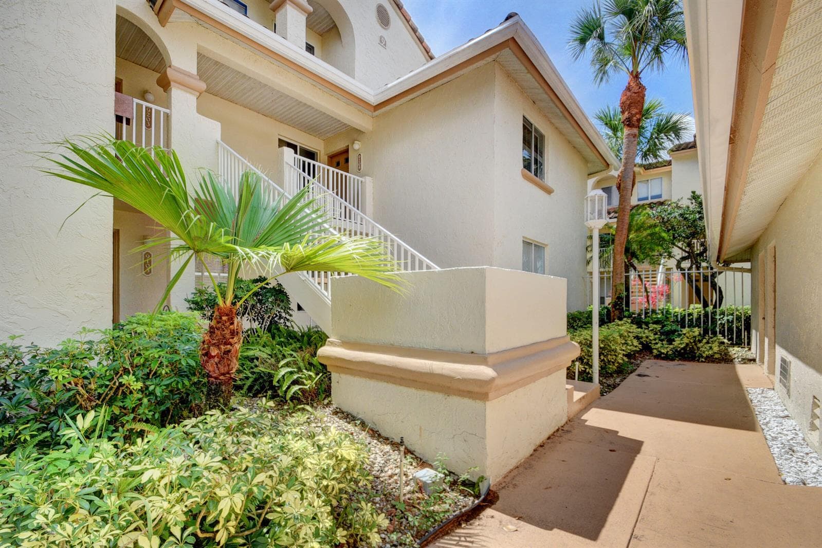 9204 Glenmoor Drive, West Palm Beach, FL 33409 — zdjęcie 3