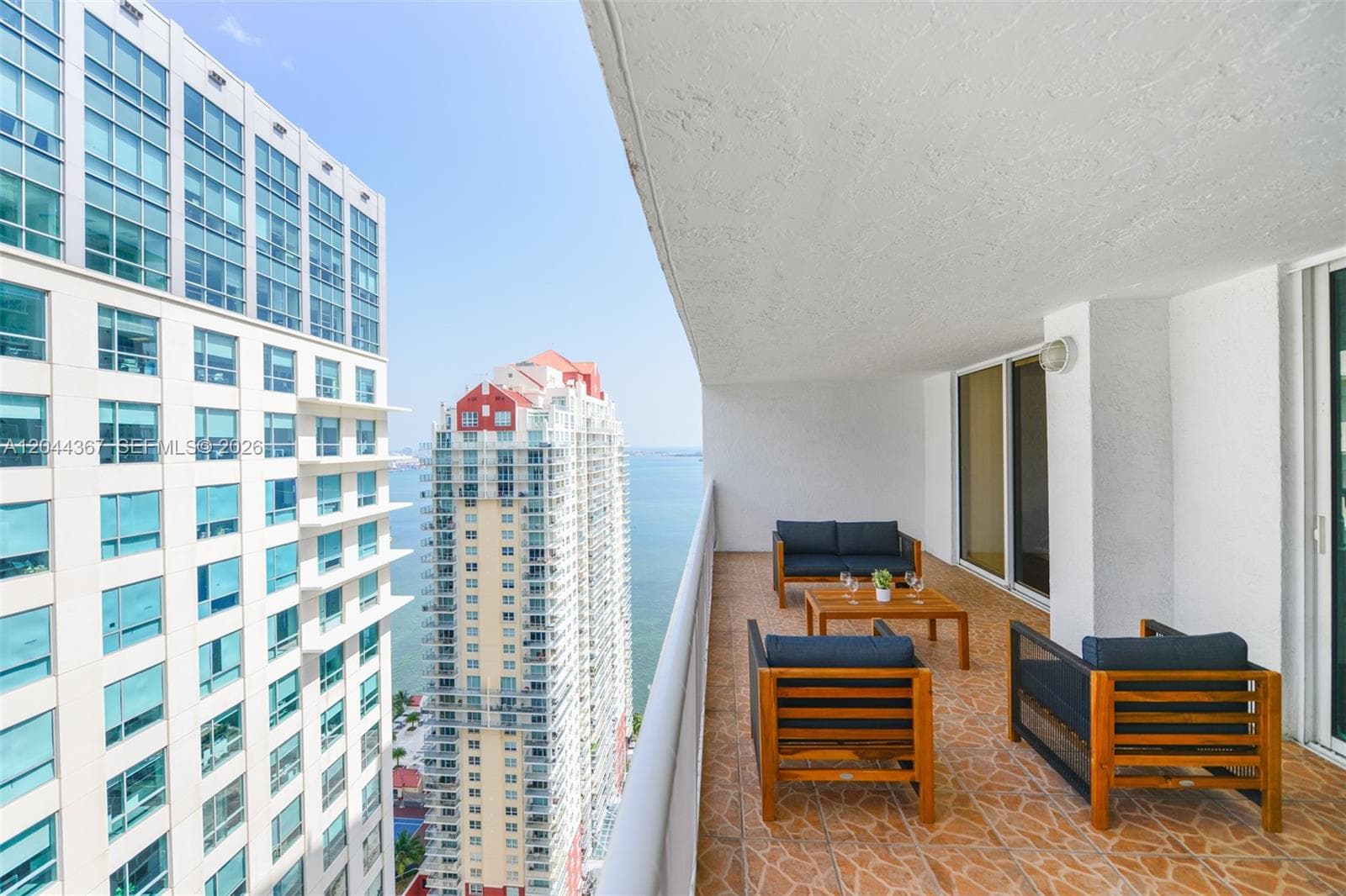 1200 Brickell Bay Dr # 3614, Miami, FL 33131