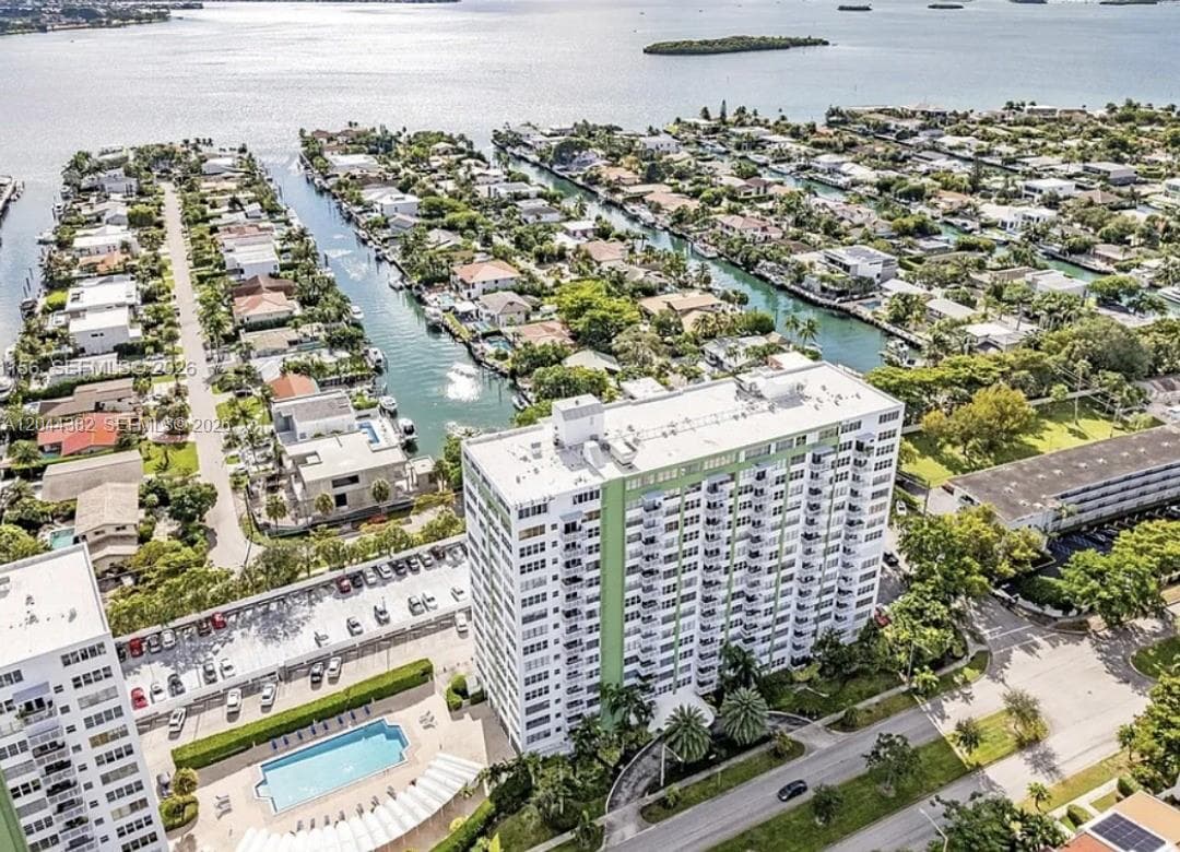 2100 Sans Souci Blvd # A410, North Miami, FL 33181 — zdjęcie 4
