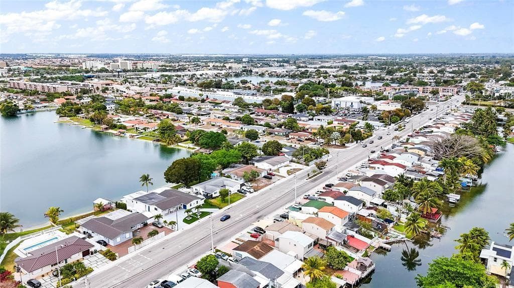 6290 W 16th Avenue, Hialeah, FL 33012 — zdjęcie 3