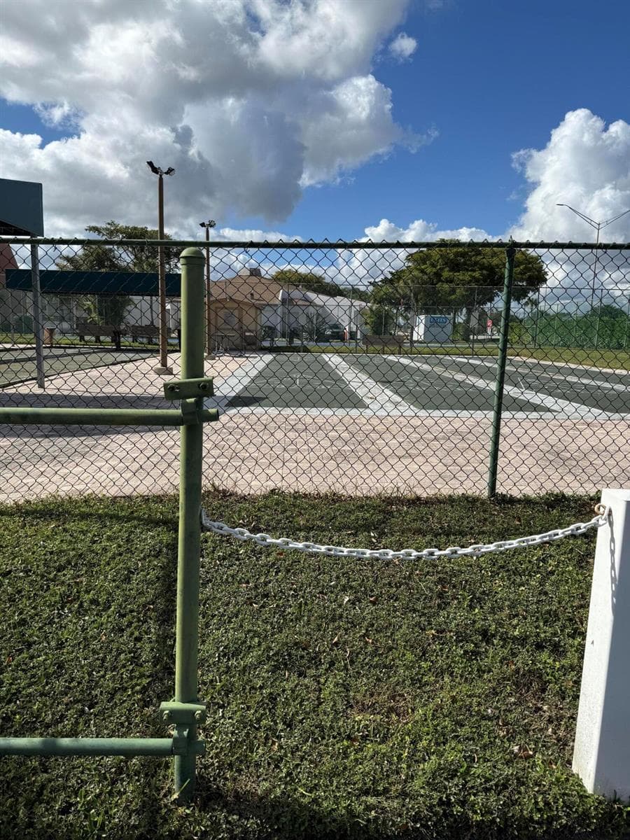 6650 Royal Palm Boulevard # 205c, Margate, FL 33063 — zdjęcie 2