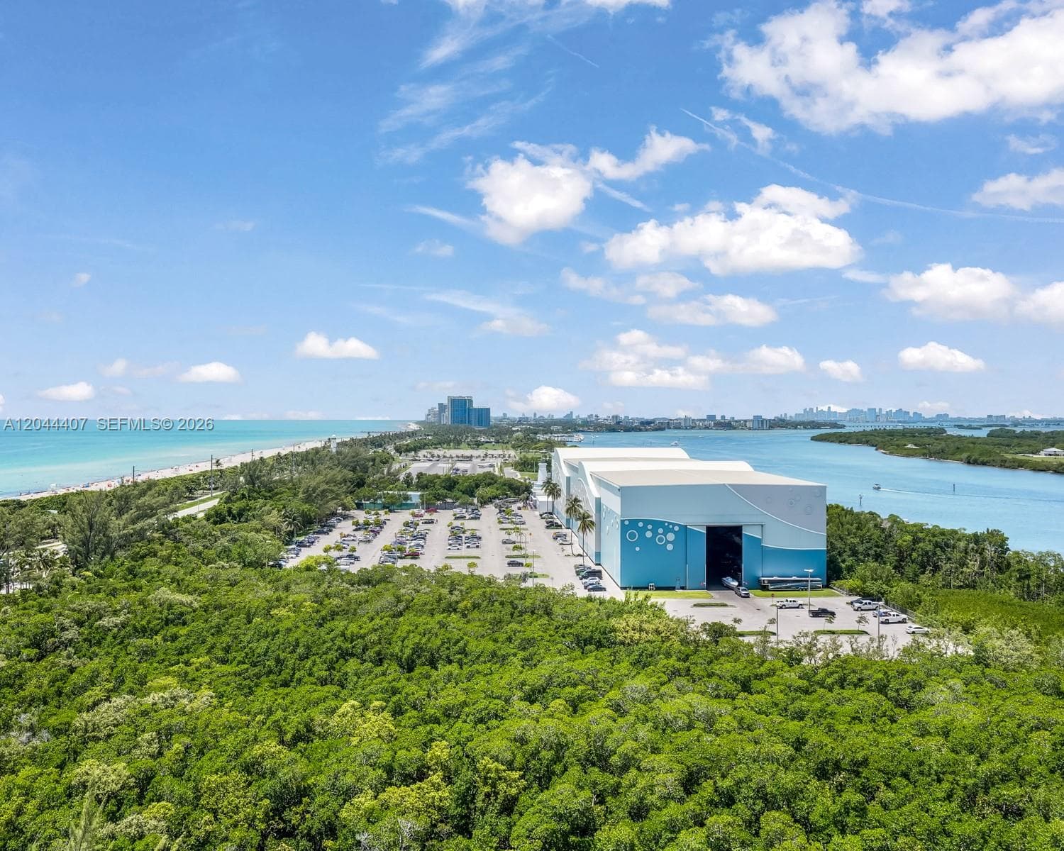 100 Bayview Dr # 1620, Sunny Isles Beach, FL 33160