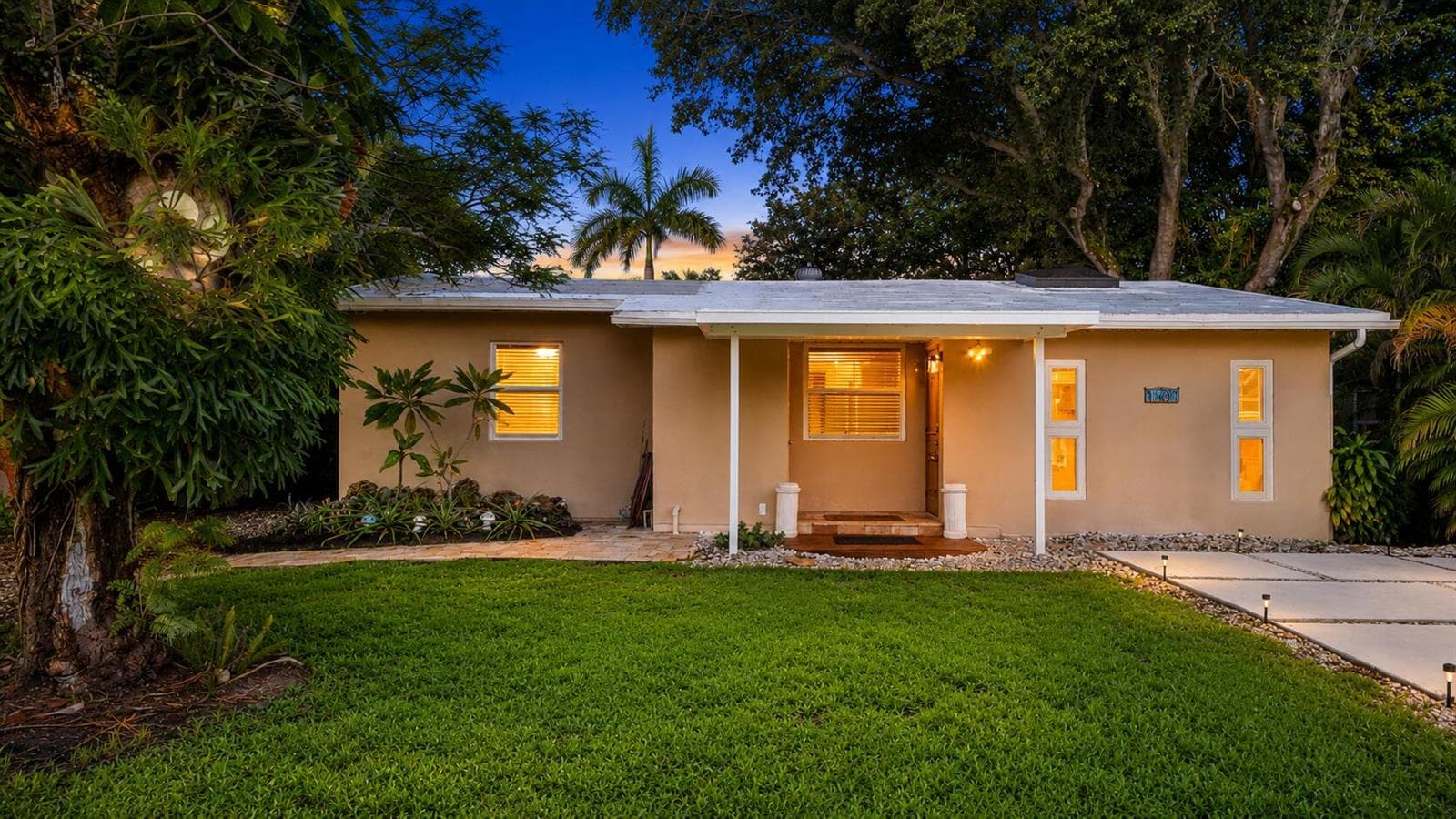 1497 SW 29th Terrace, Fort Lauderdale, FL 33312