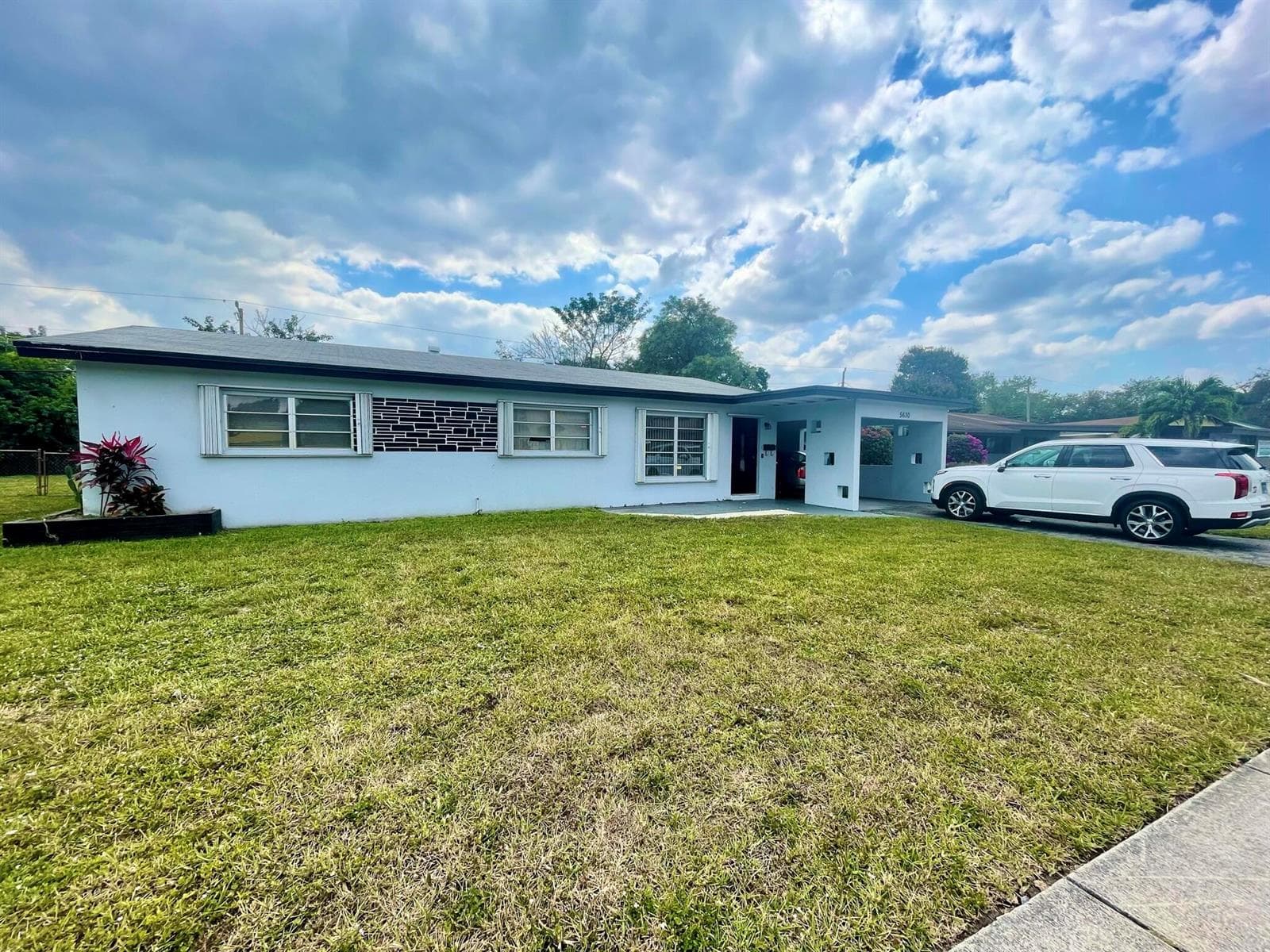5630 Hollywood Boulevard, Hollywood, FL 33021 — zdjęcie 2