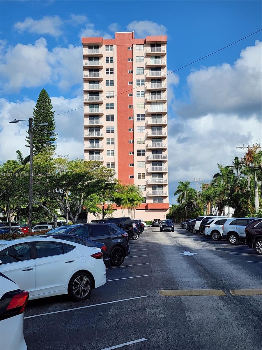 3161 S Ocean Dr # 301, Hallandale Beach, FL 33009 — zdjęcie 2