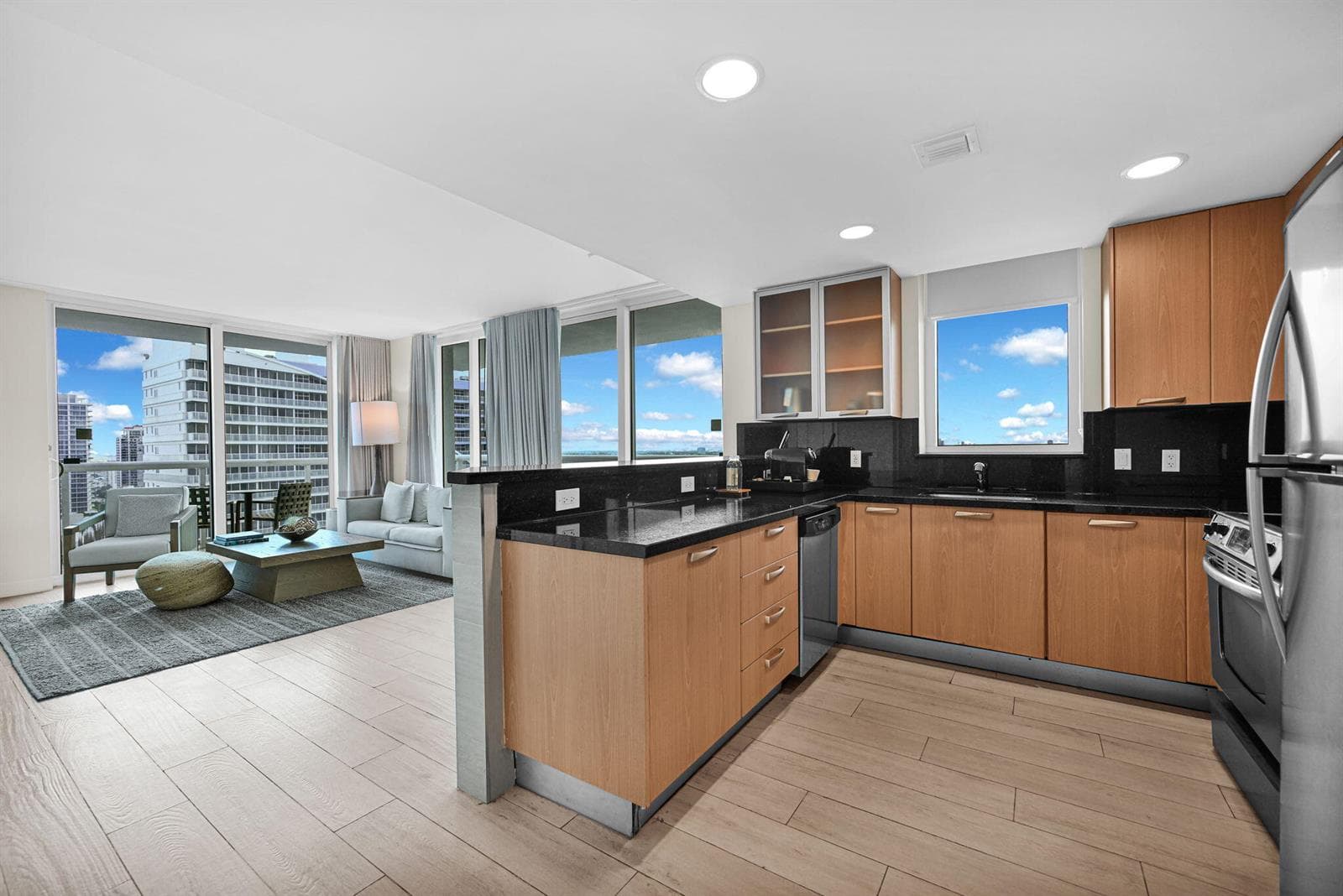 505 N Fort Lauderdale Beach Boulevard # 2101, Fort Lauderdale, FL 33304 — zdjęcie 2