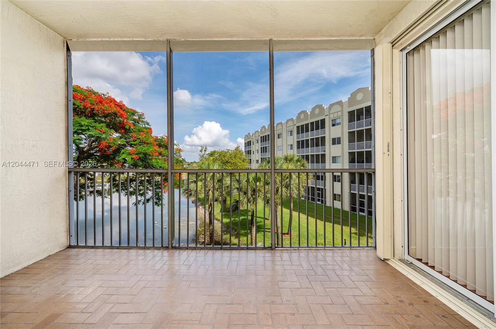 10750 NW 66th St # 312, Doral, FL 33178 — zdjęcie 2