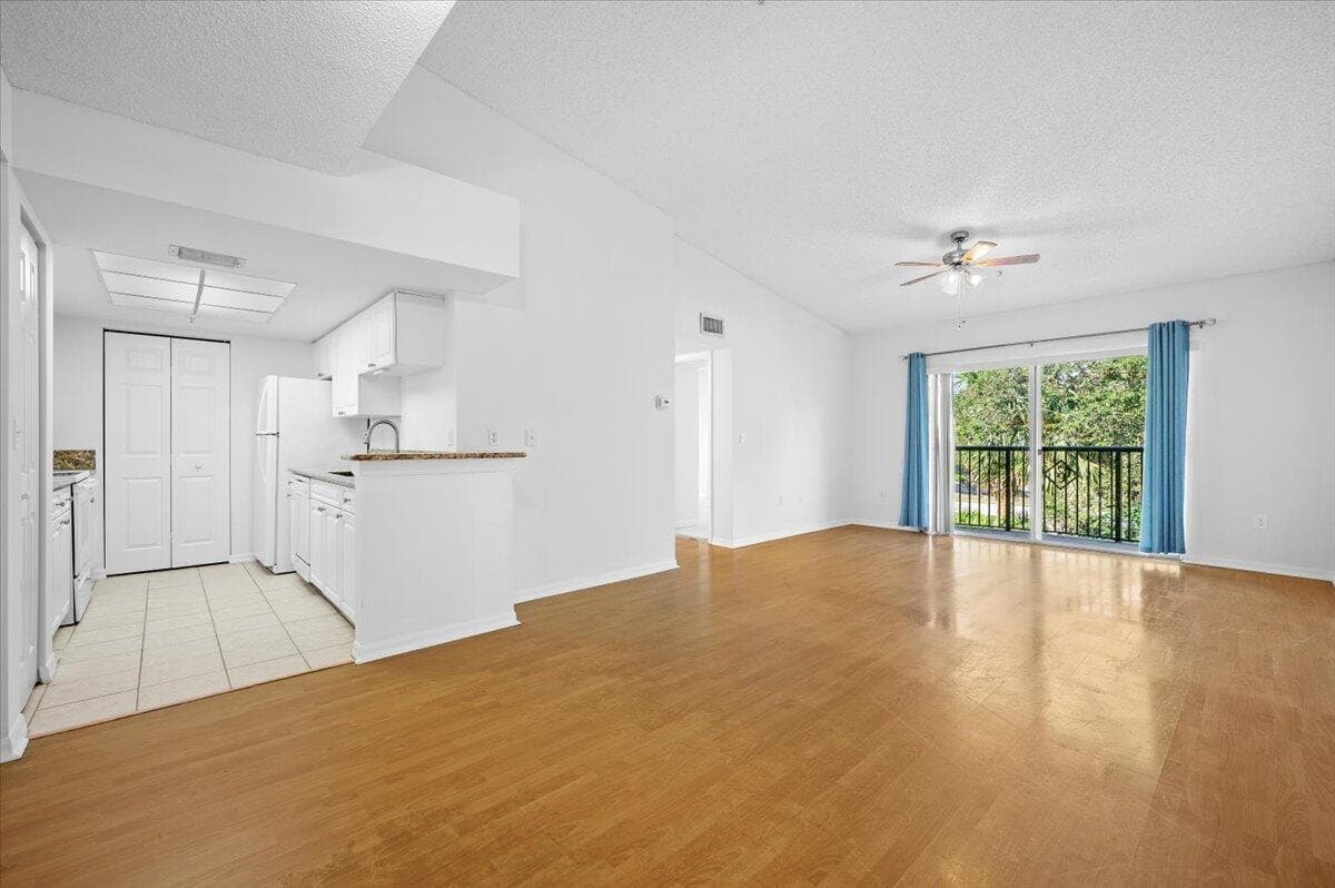 200 N Crestwood Court N # 211, Royal Palm Beach, FL 33411 — zdjęcie 3