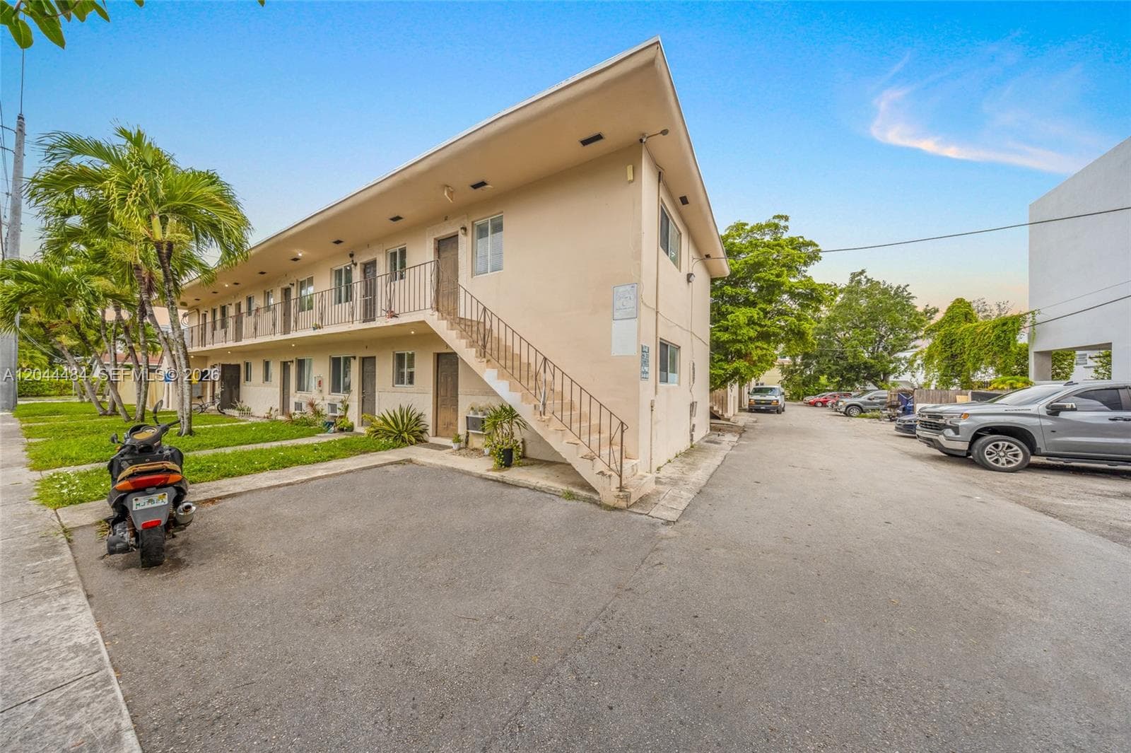 731 SW 5th St, Miami, FL 33130 — zdjęcie 5