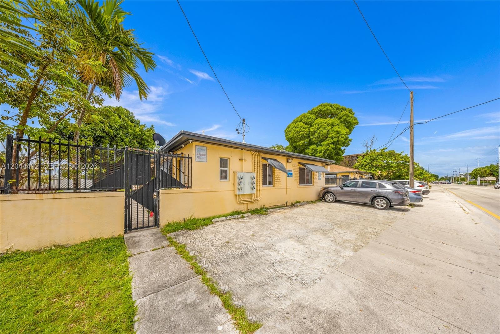 1731 SW 8th St, Miami, FL 33135 — zdjęcie 3