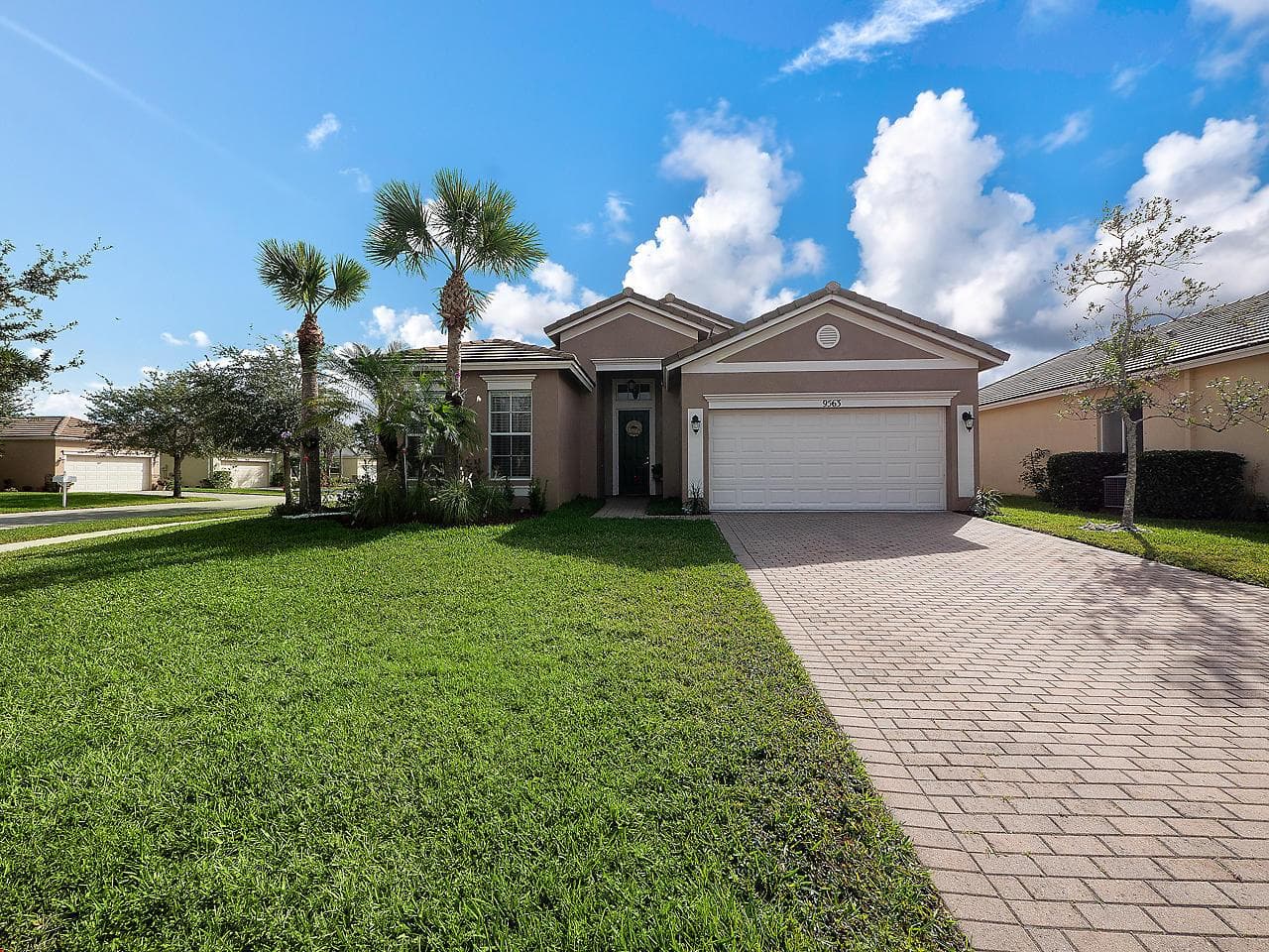 9563 SW Flowermound Circle, Port St. Lucie, FL 34987 — zdjęcie 5