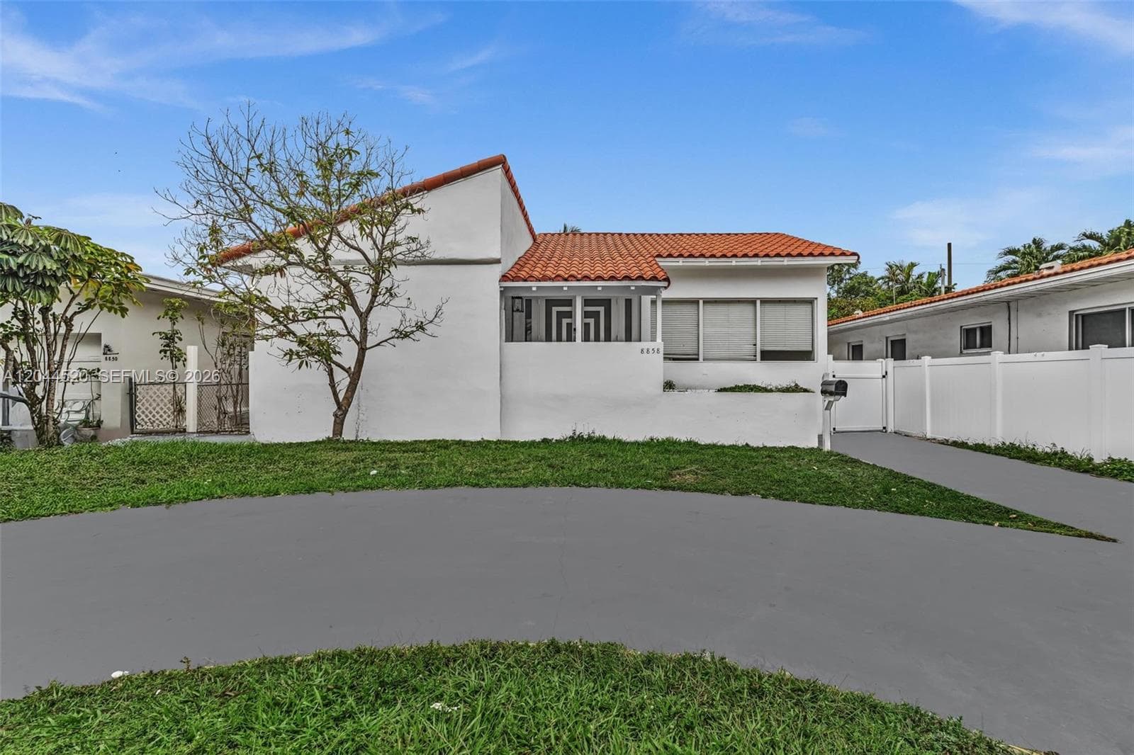 8858 Harding Ave, Surfside, FL 33154