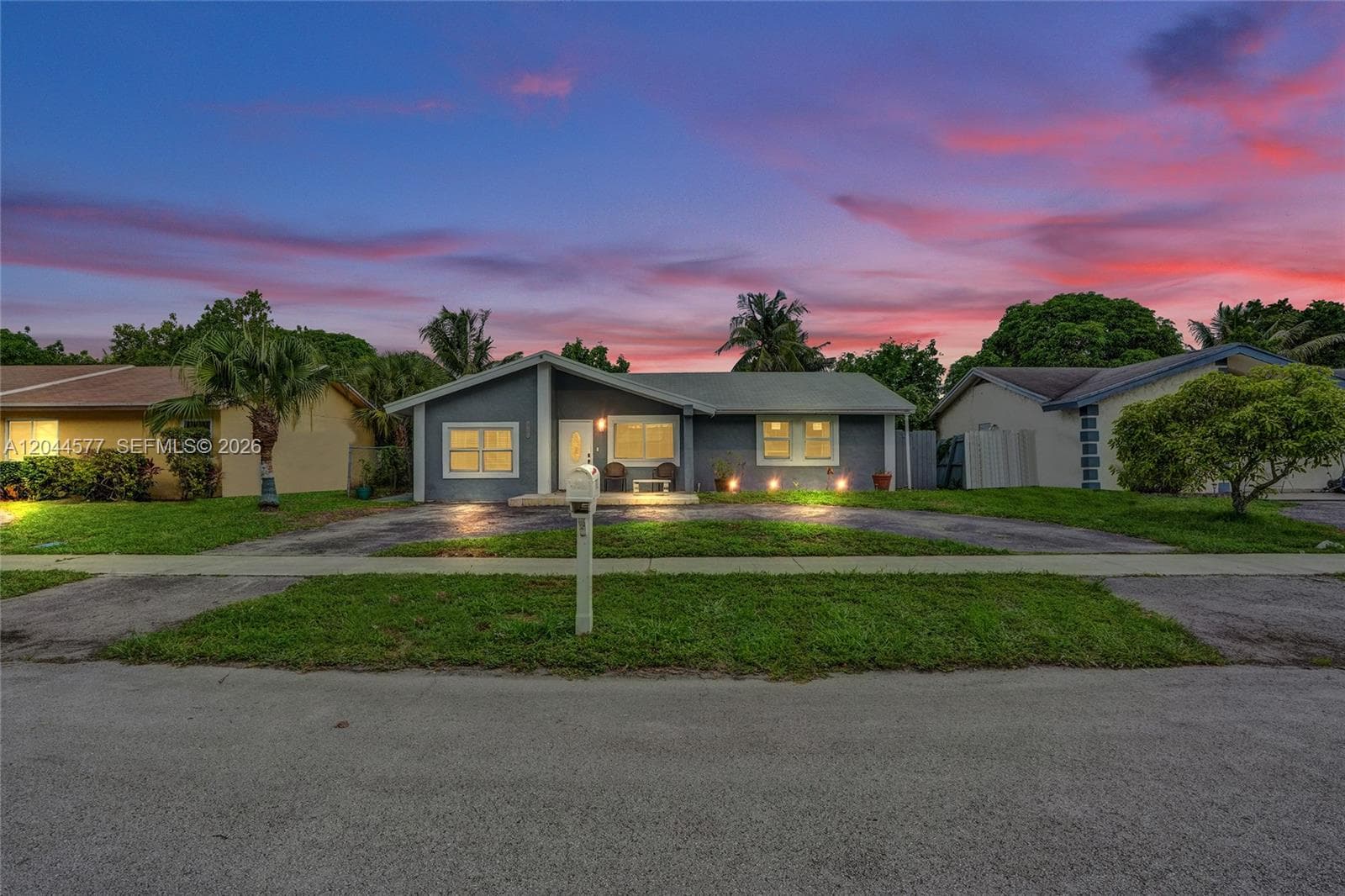 7812 SW 7th Pl, North Lauderdale, FL 33068 — zdjęcie 3