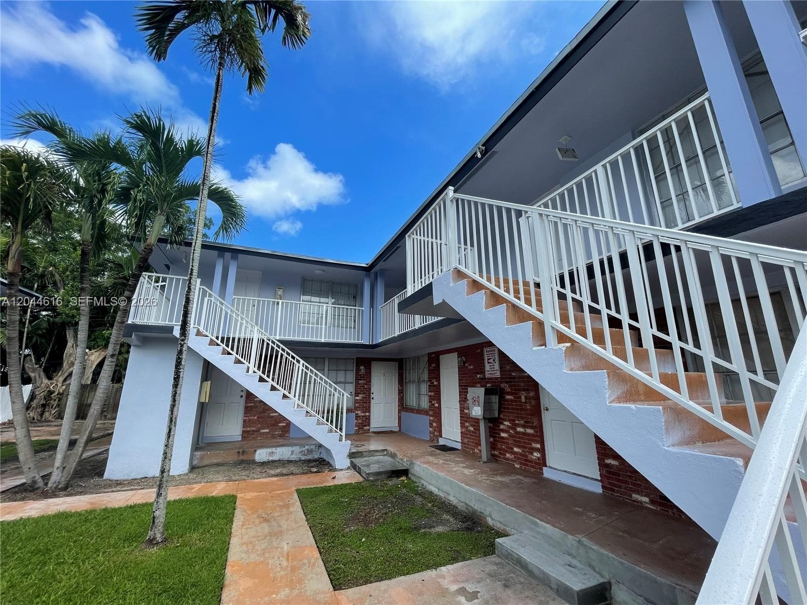 7841 Dunham Blvd # 6, Miami, FL 33138