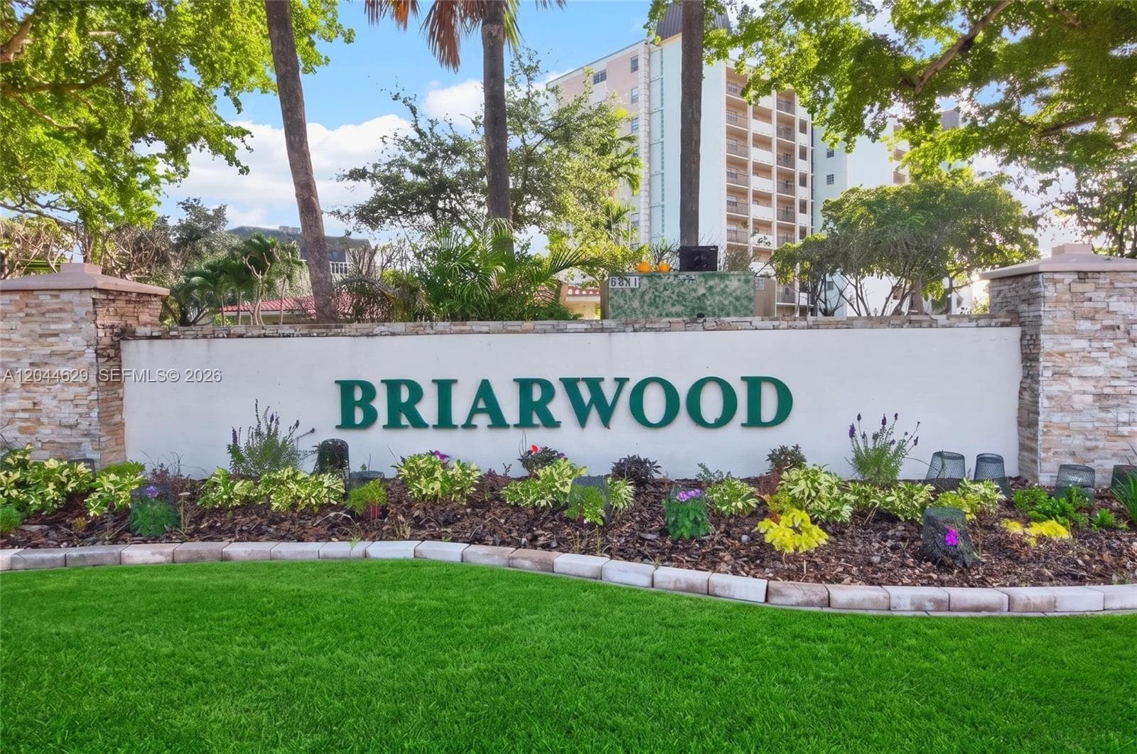 9101 W Sample Rd # 306, Coral Springs, FL 33065
