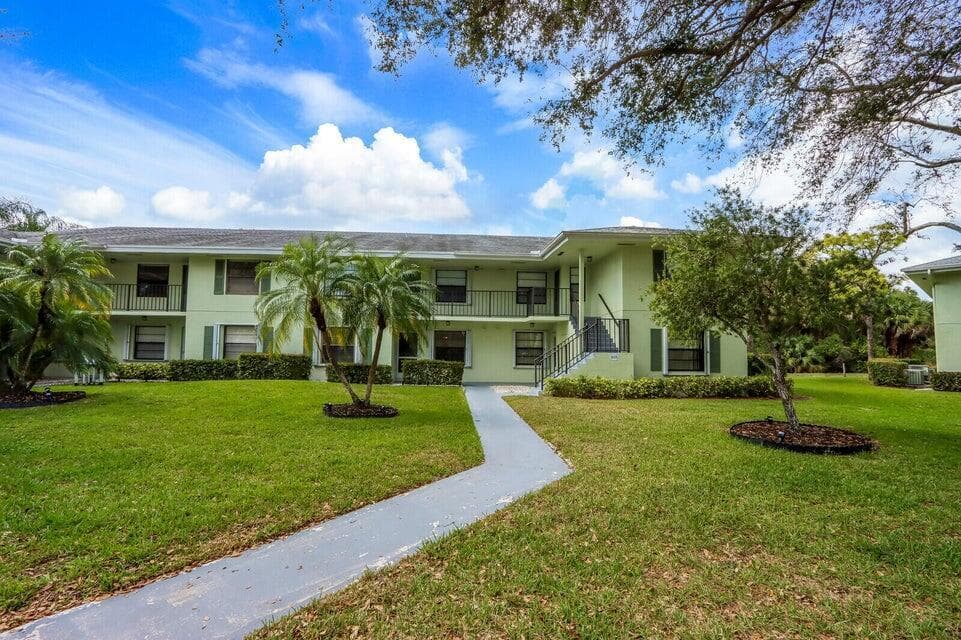1601 Sabal Ridge Circle # C, Palm Beach Gardens, FL 33418