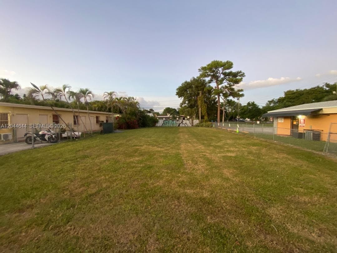 3021 W Flagler St, Miami, FL 33135 — zdjęcie 2