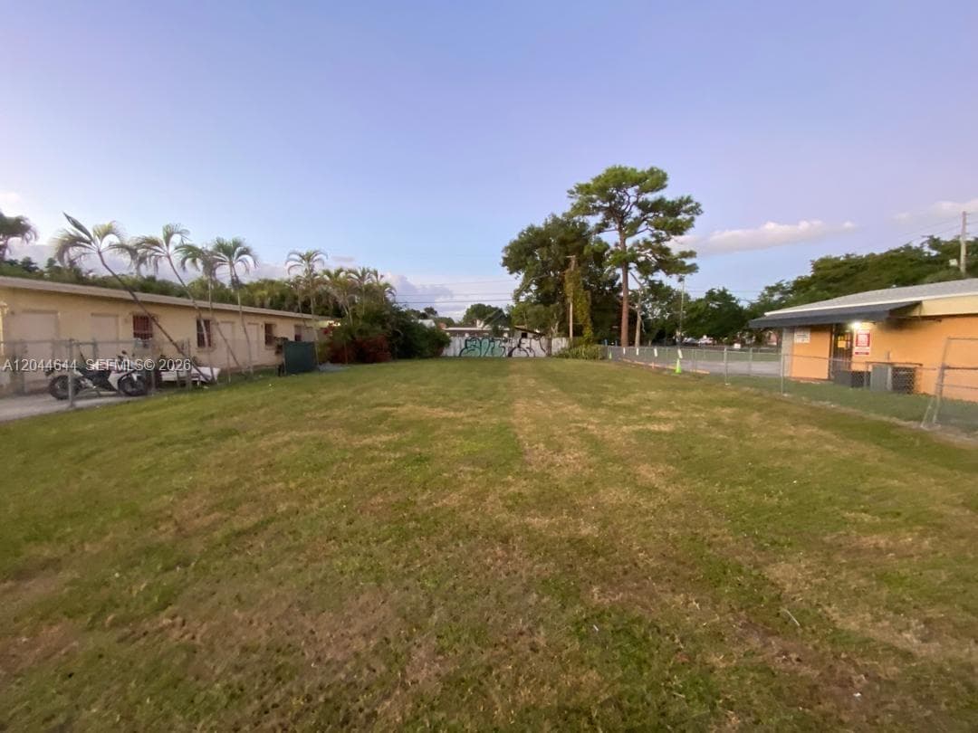 3021 W Flagler St, Miami, FL 33135 — zdjęcie 4