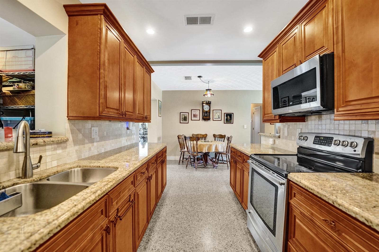 501 NE 28th Street, Wilton Manors, FL 33334 — zdjęcie 4
