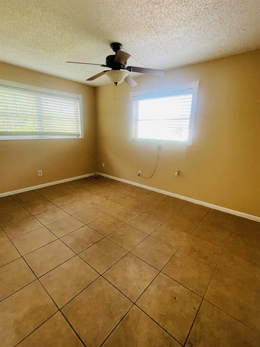 420 S B Street # A4, FL 33460 — zdjęcie 5