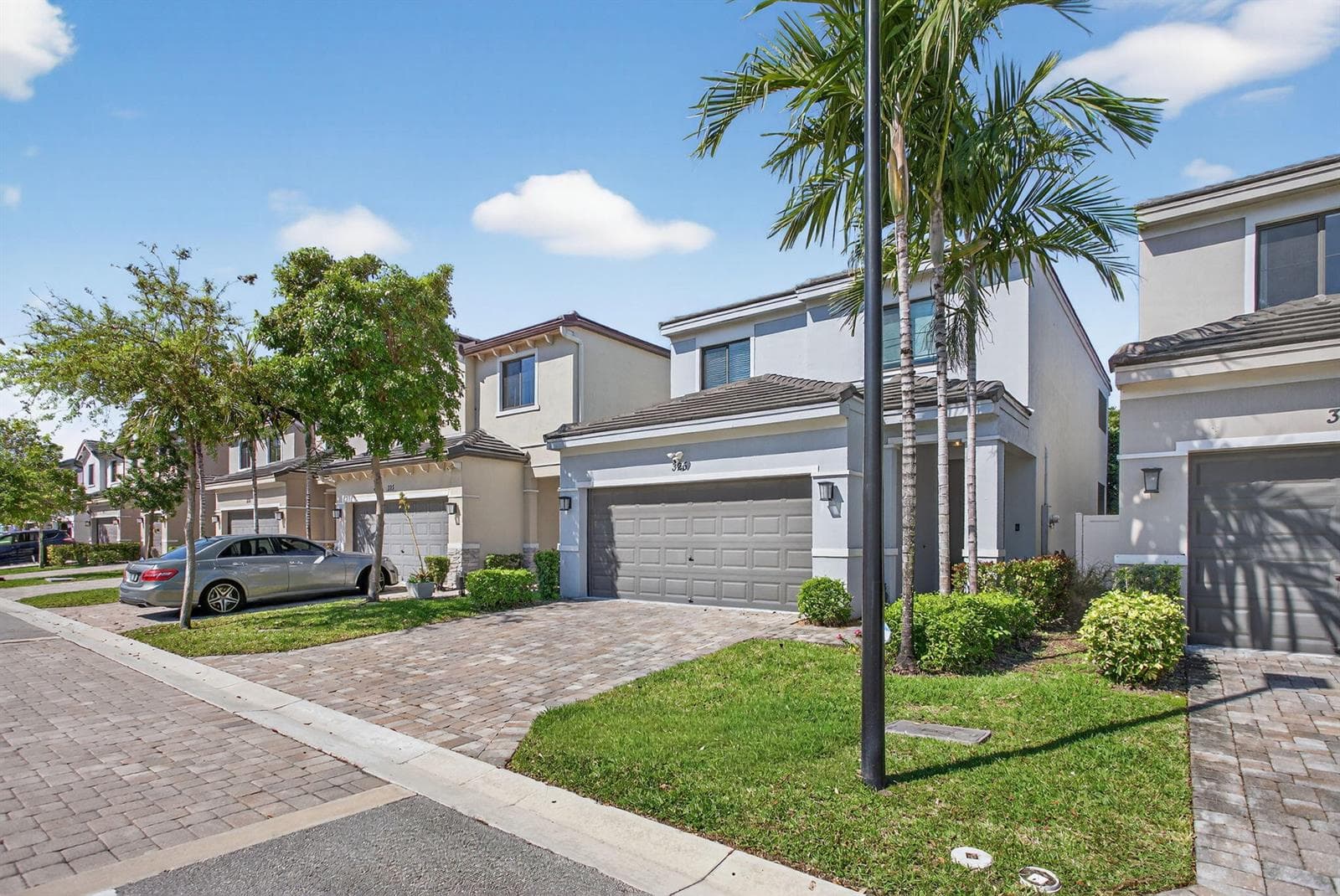 325 NW 33rd Lane, Pompano Beach, FL 33069 — zdjęcie 2
