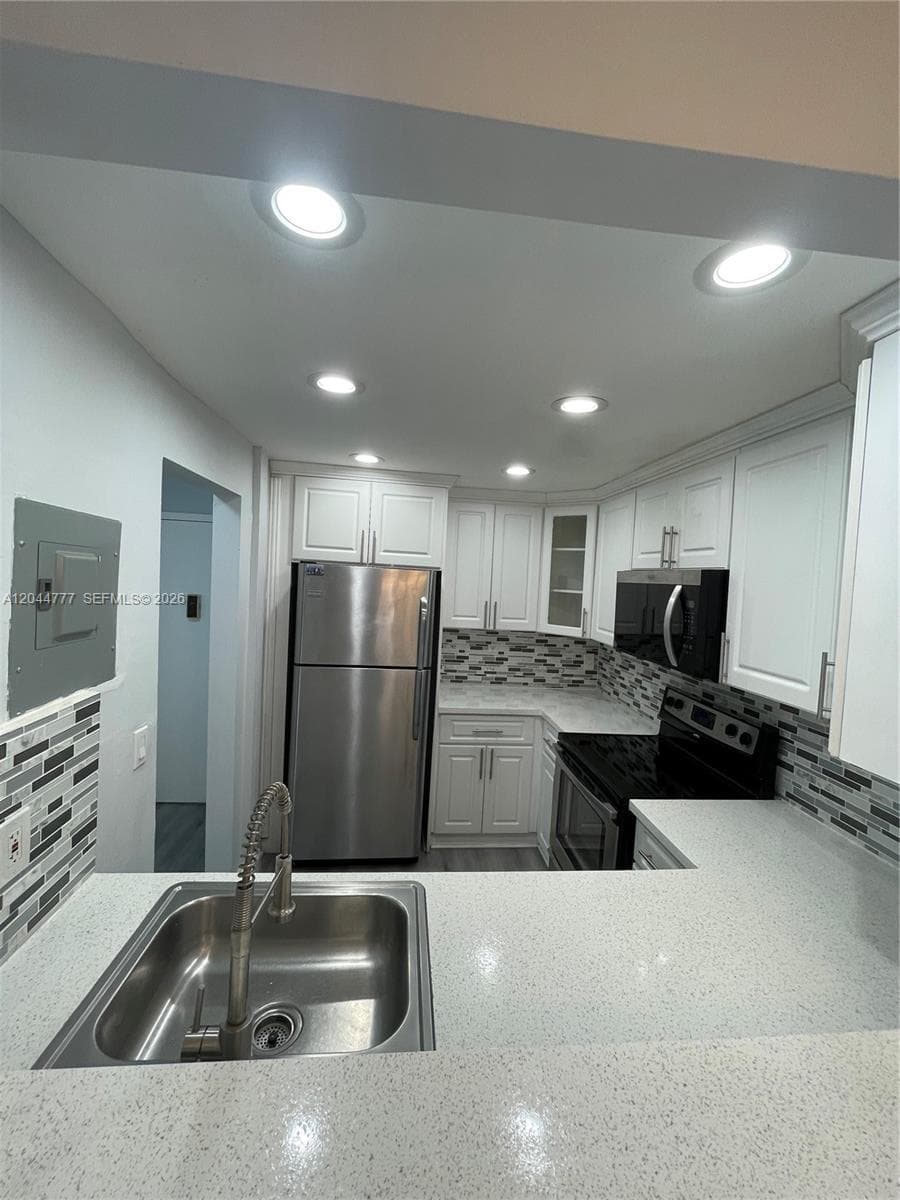 13685 NE 10th Ave # 301, North Miami, FL 33161 — zdjęcie 5