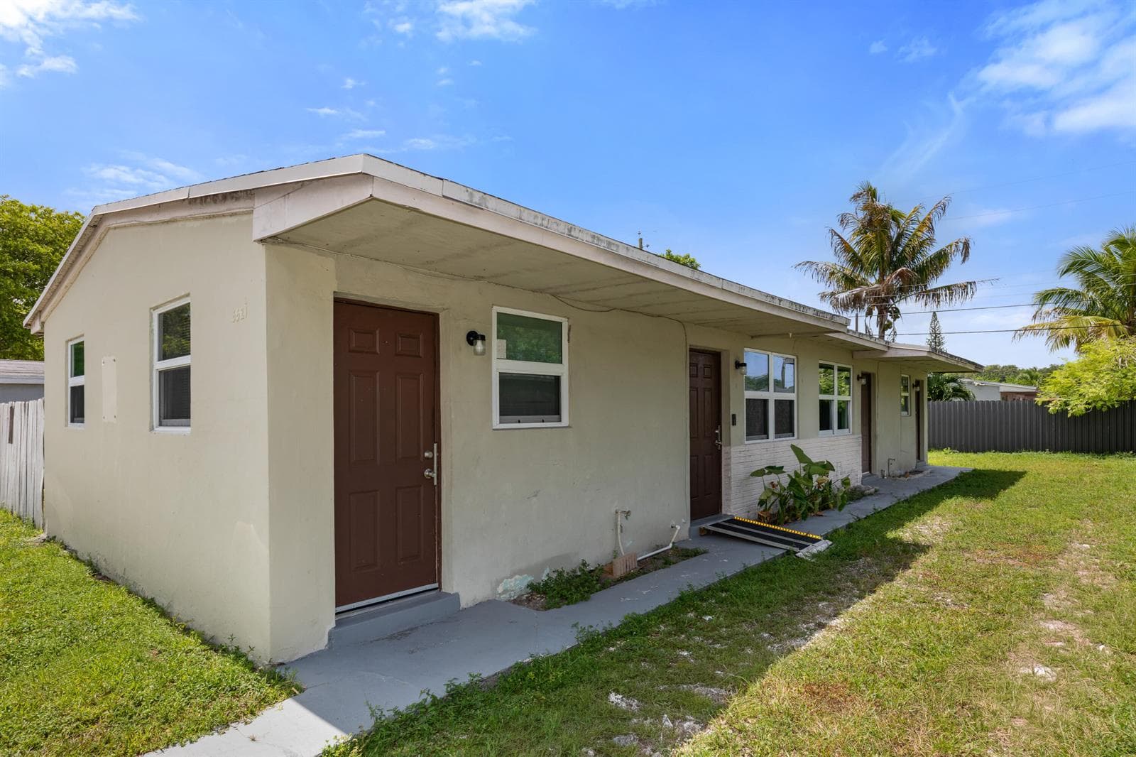 5521 SW 34th Street # 1-2, Hollywood, FL 33023