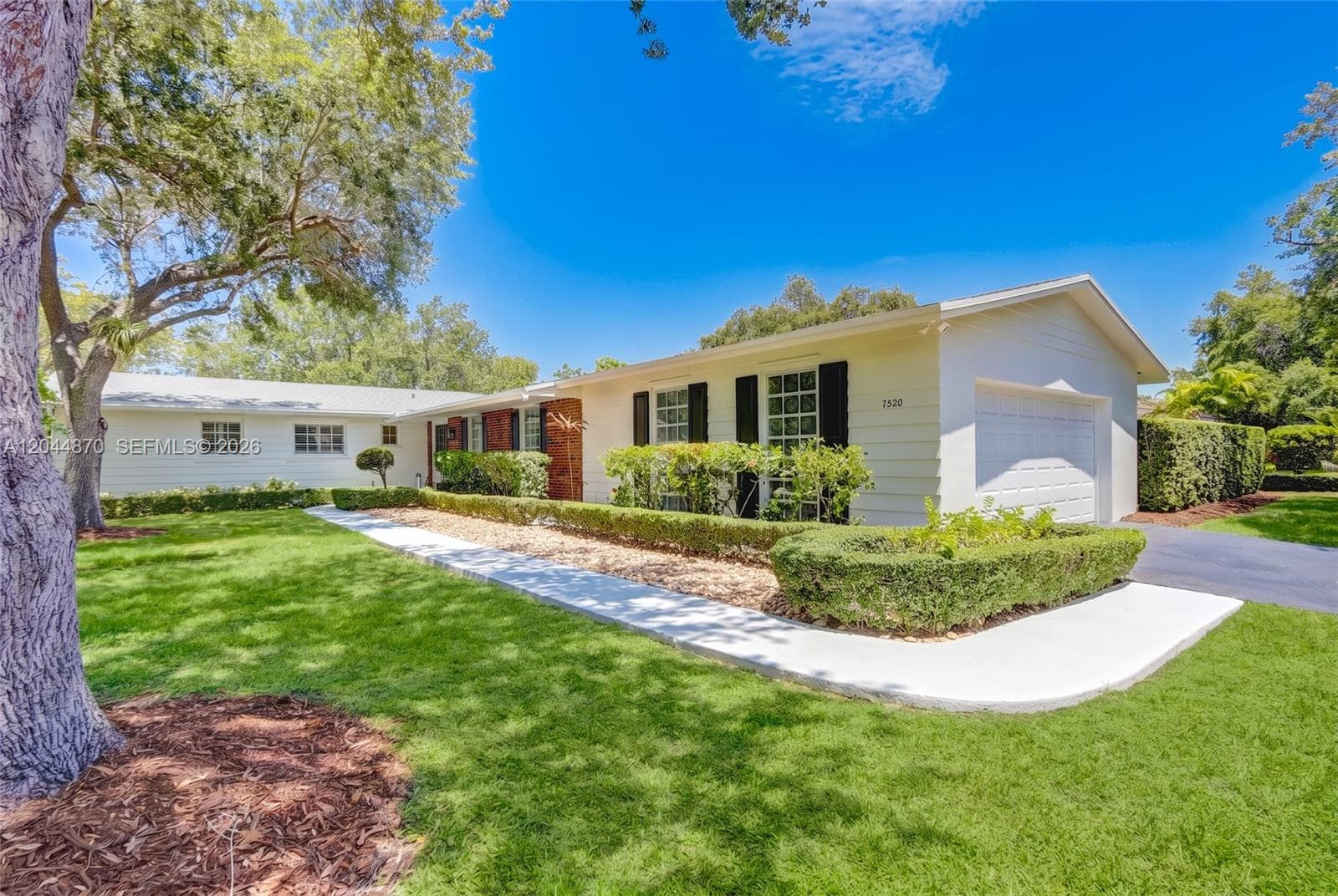 7520 SW 164th St, Palmetto Bay, FL 33157 — zdjęcie 2