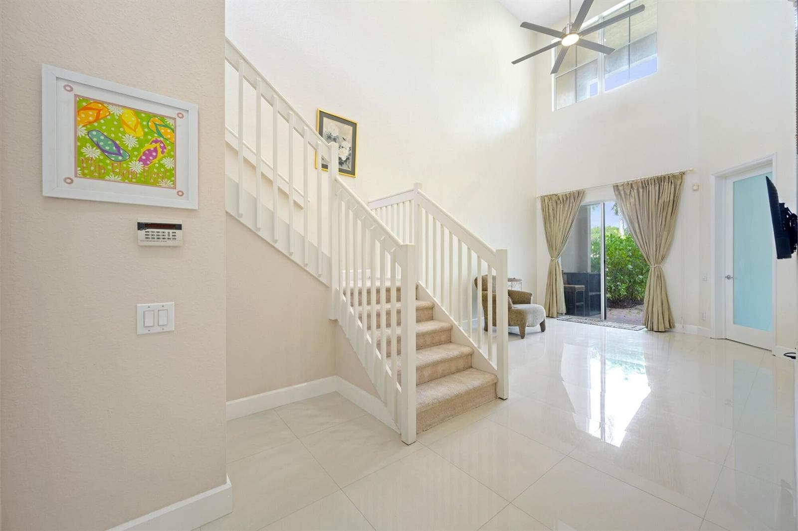 1384 Harbor View W, Hollywood, FL 33019 — zdjęcie 4