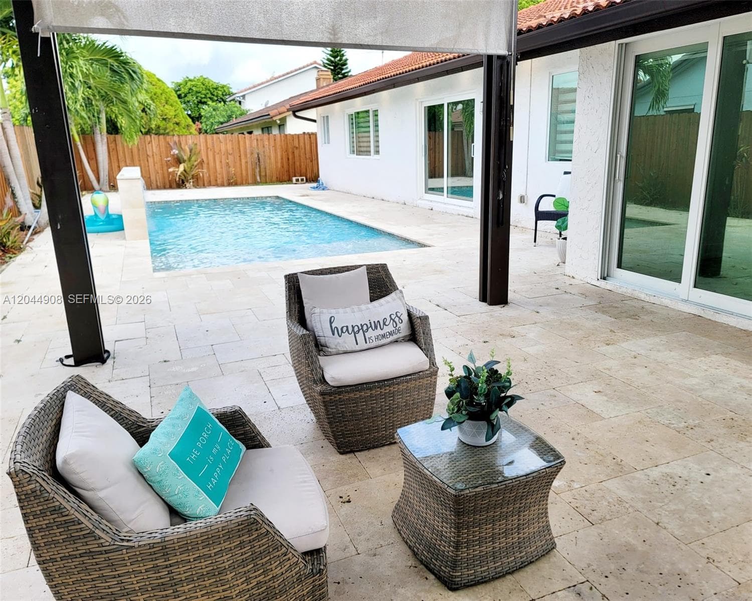 6324 NW 201st Ln, Hialeah, FL 33015 — zdjęcie 2