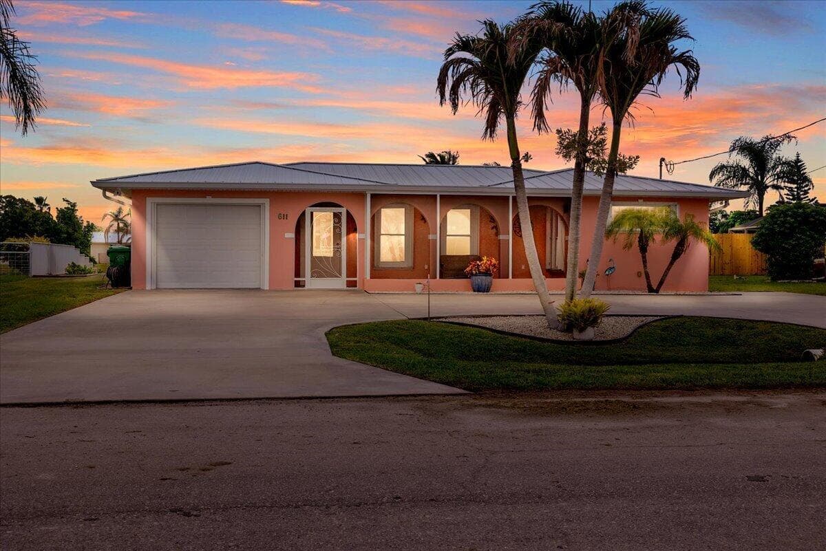 611 SE Harborview Drive, Port St. Lucie, FL 34983 — zdjęcie 3