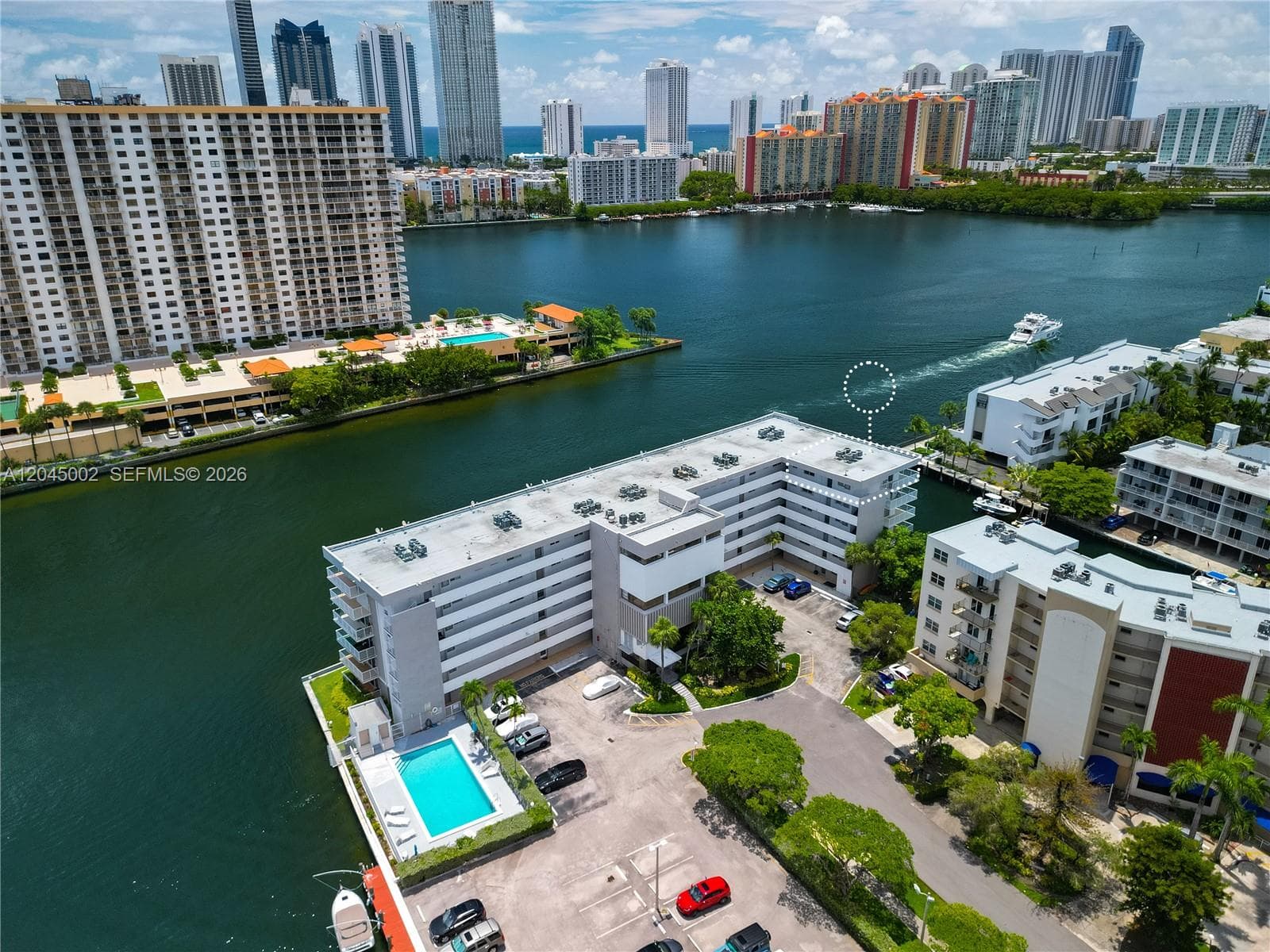 4000 NE 169th St # 607, North Miami Beach, FL 33160 — zdjęcie 3