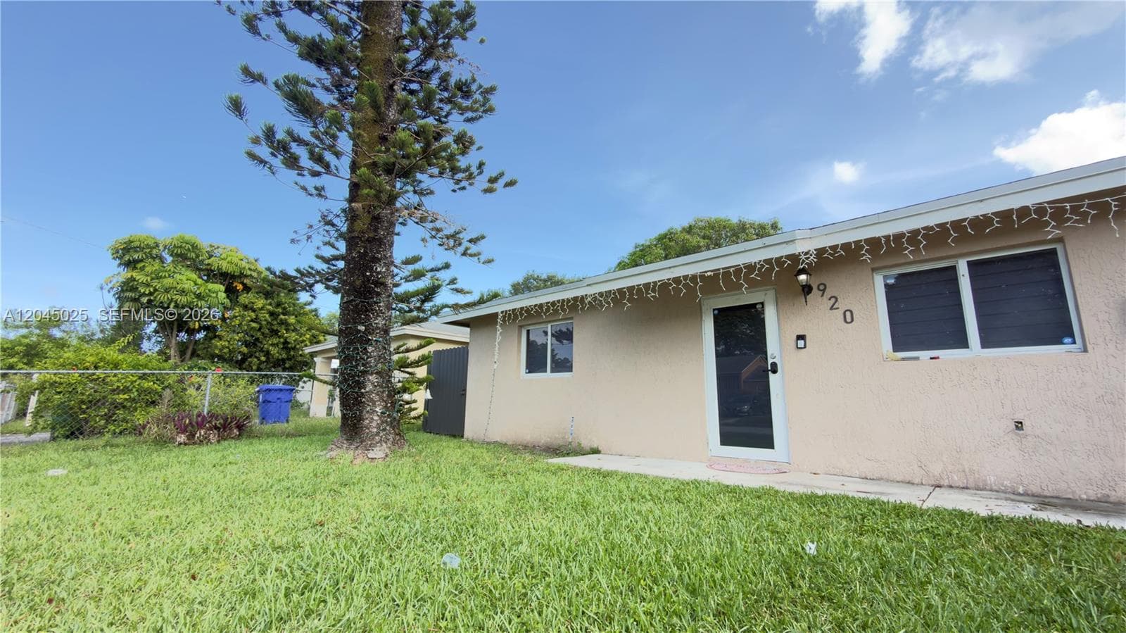 920 NW 65th St, Miami, FL 33150 — zdjęcie 3