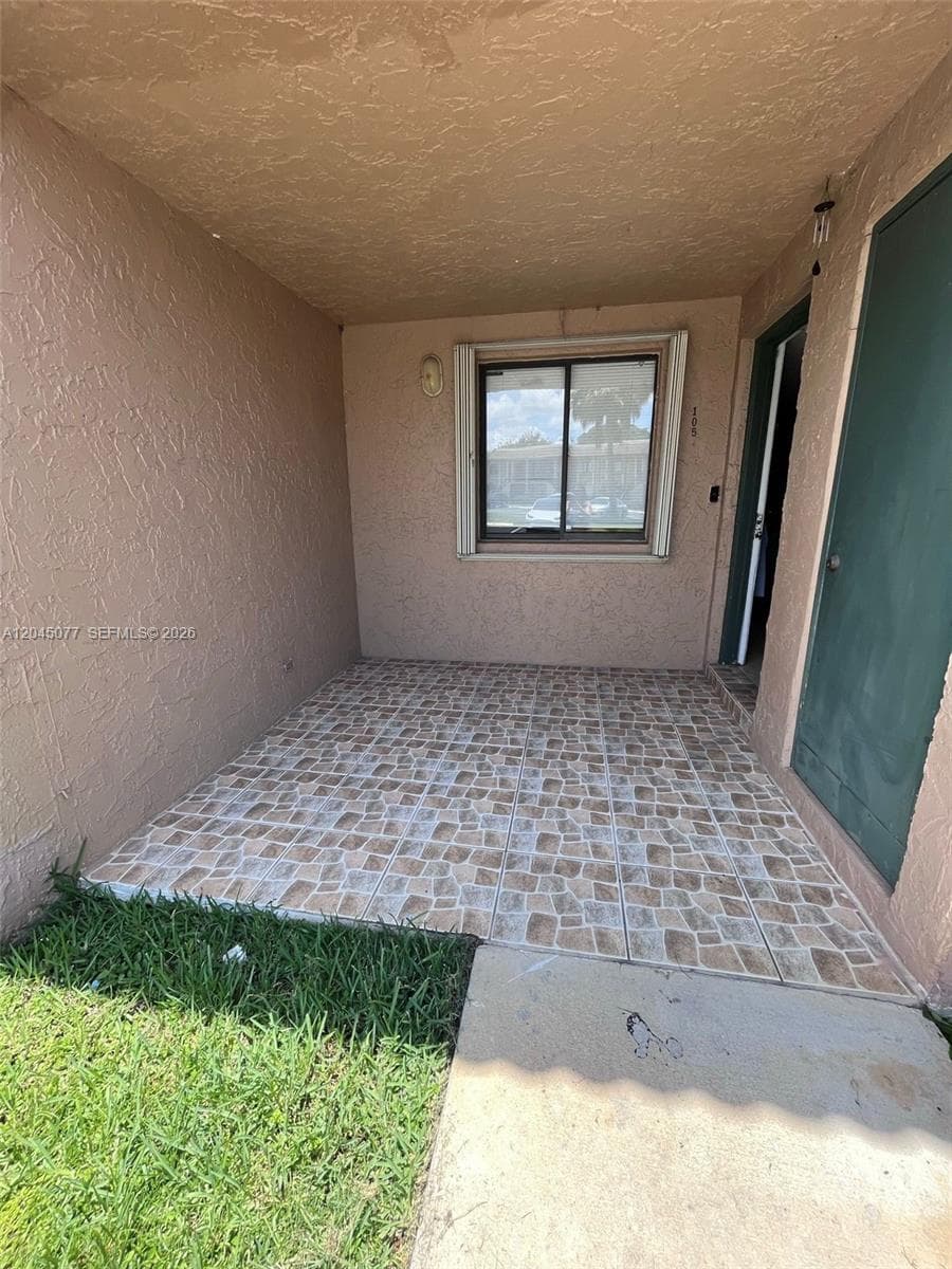 197 Lakeview Dr # 105, Weston, FL 33326 — zdjęcie 3