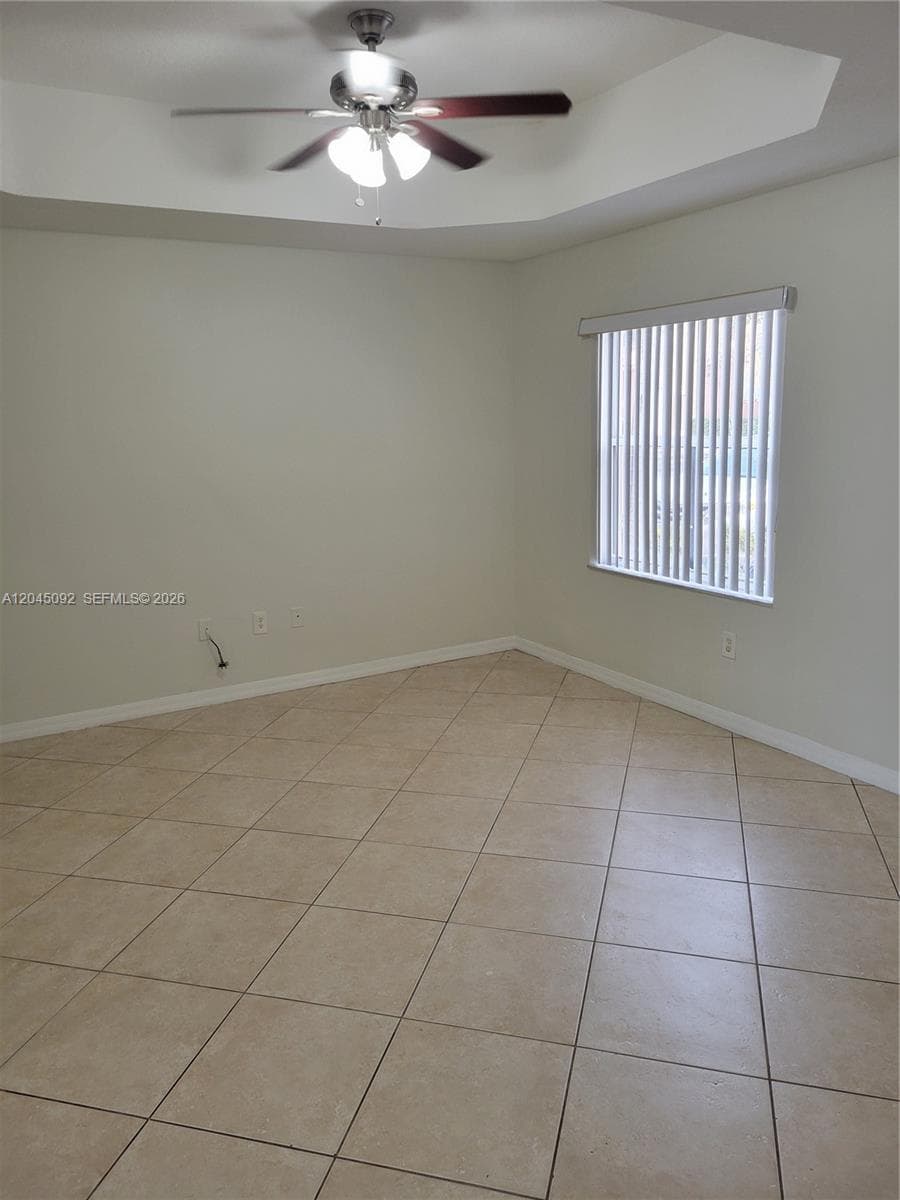 10691 SW 6TH ST # 804, Pembroke Pines, FL 33025 — zdjęcie 2