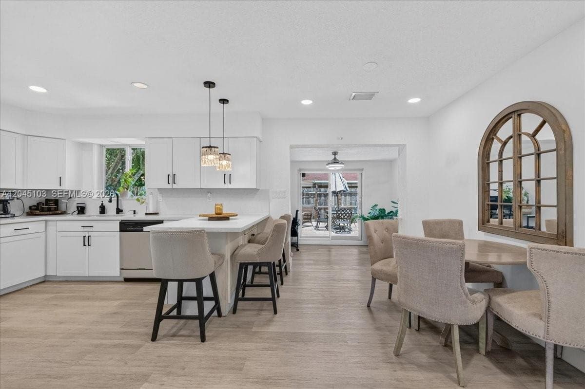 1131 N 75th Ave, Hollywood, FL 33024 — zdjęcie 5