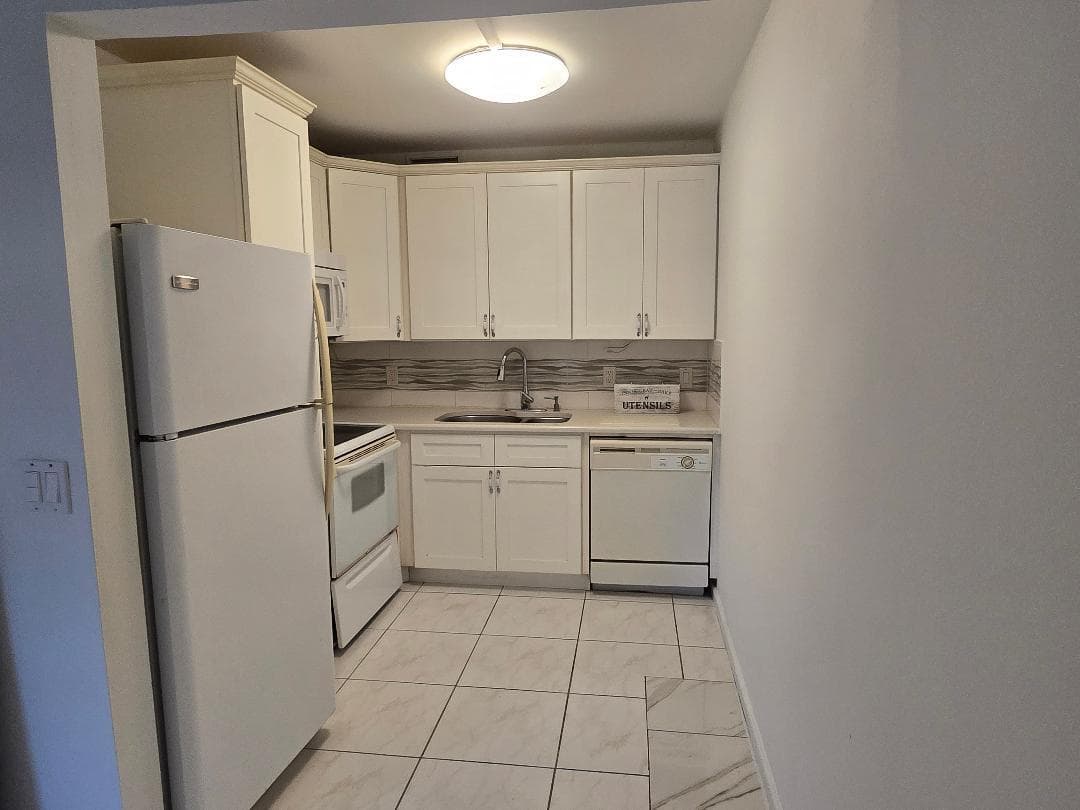 227 Kent N, West Palm Beach, FL 33417 — zdjęcie 2