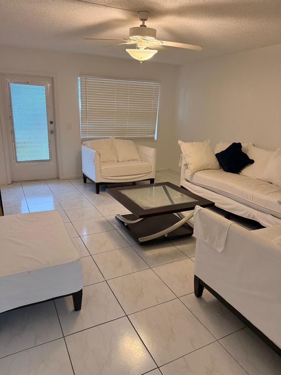 227 Kent N, West Palm Beach, FL 33417 — zdjęcie 5