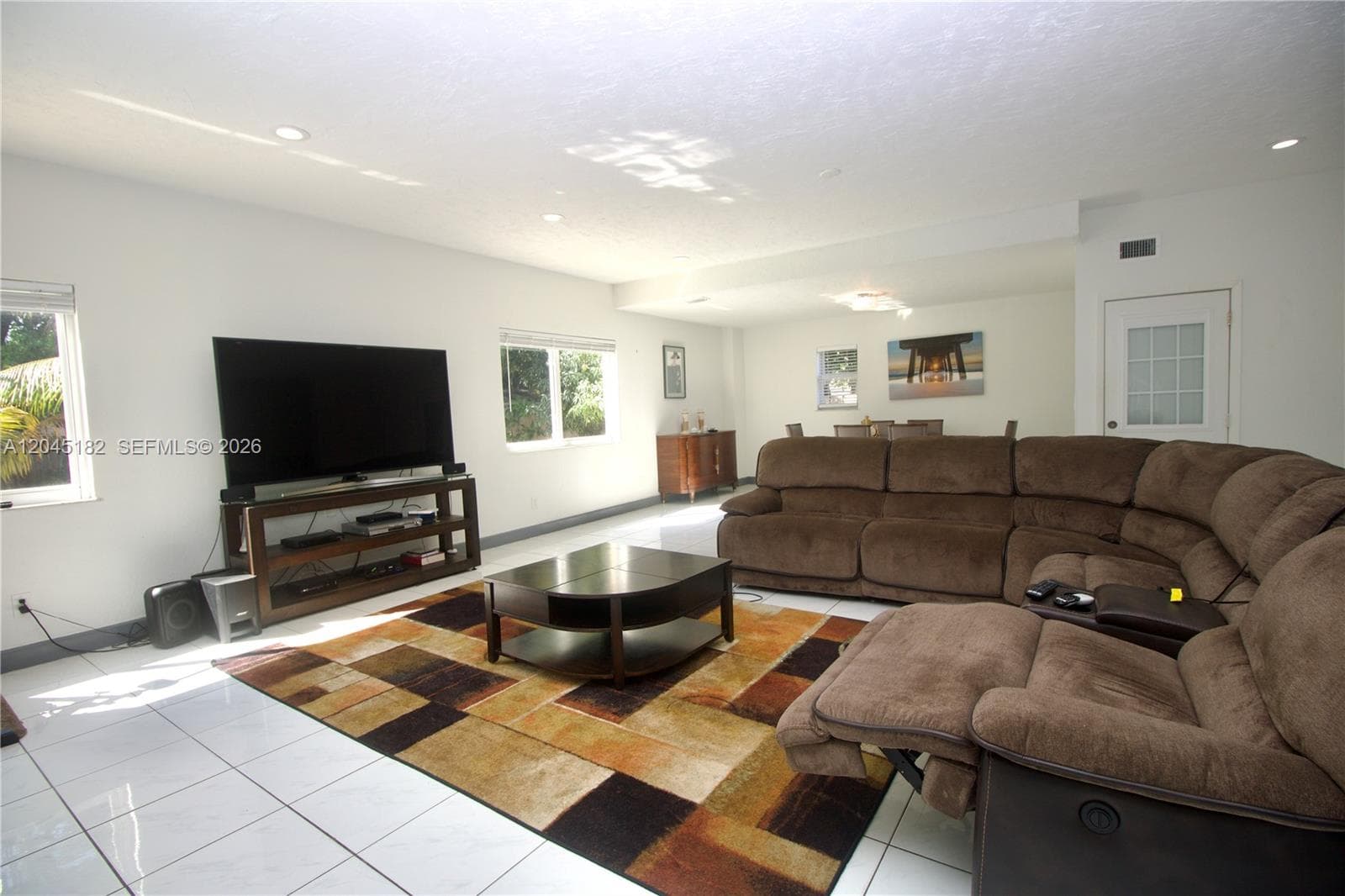 14431 NW 15th Dr, Miami, FL 33167 — zdjęcie 4