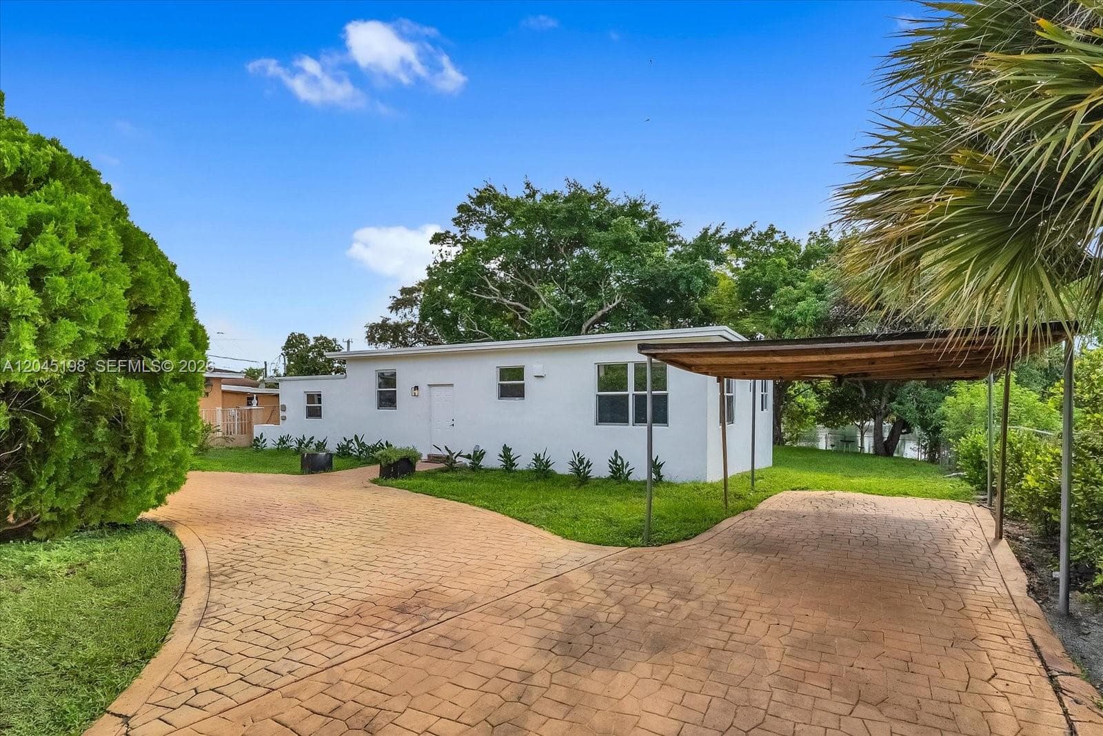 13415 NW 22nd Ave, Miami, FL 33167 — zdjęcie 3