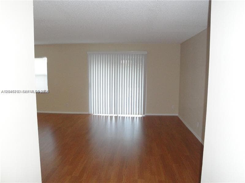 18111 NW 68th Ave # I208, Hialeah, FL 33015 — zdjęcie 2